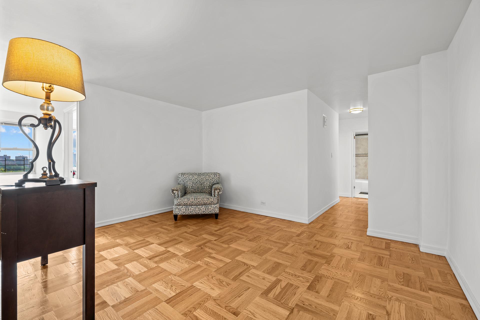 #7 photo, 4555 HENRY HUDSON Parkway, Central Riverdale , NY 10471