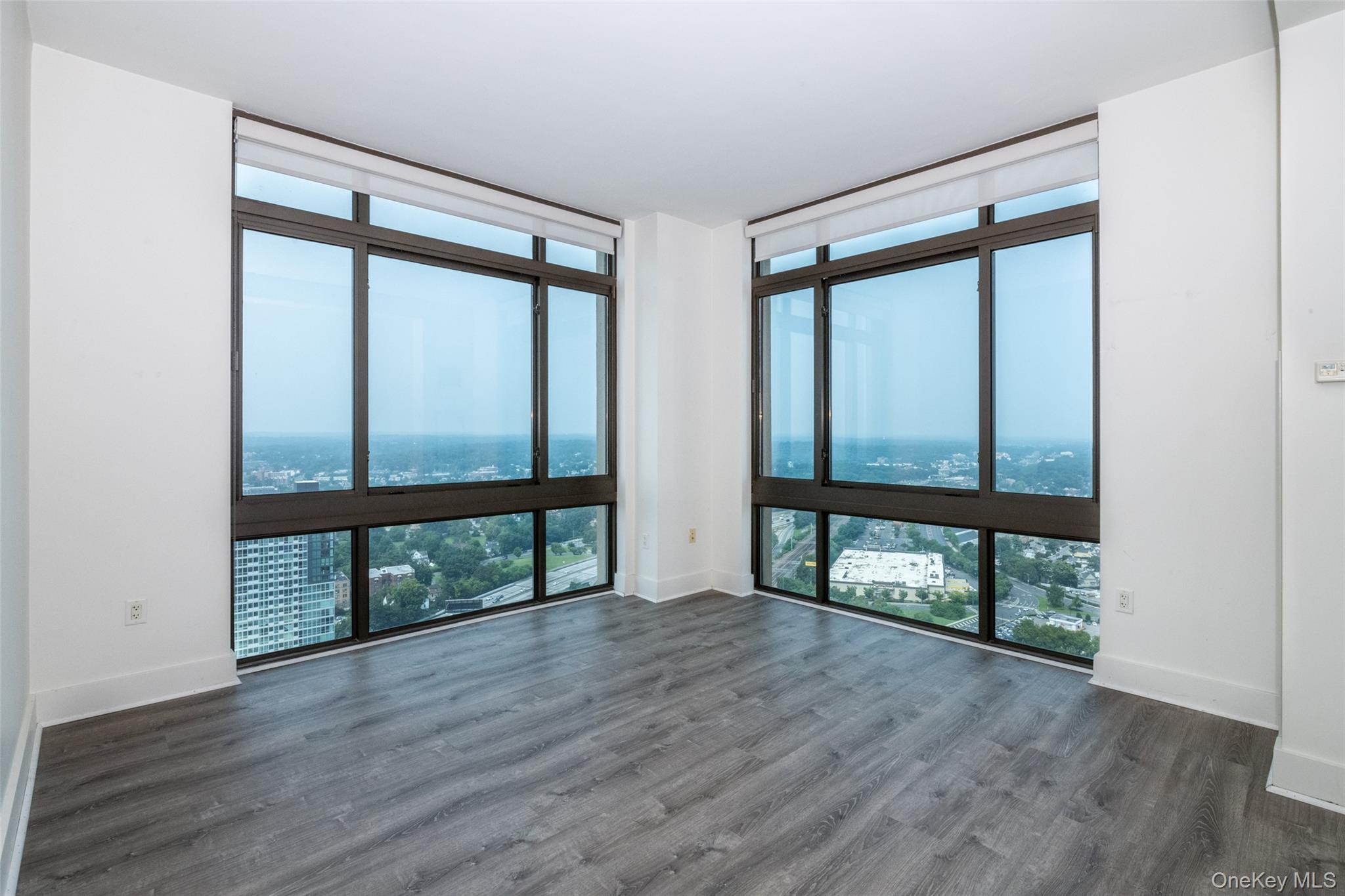 #10 photo, 175 Huguenot Street, New Rochelle , NY 10801