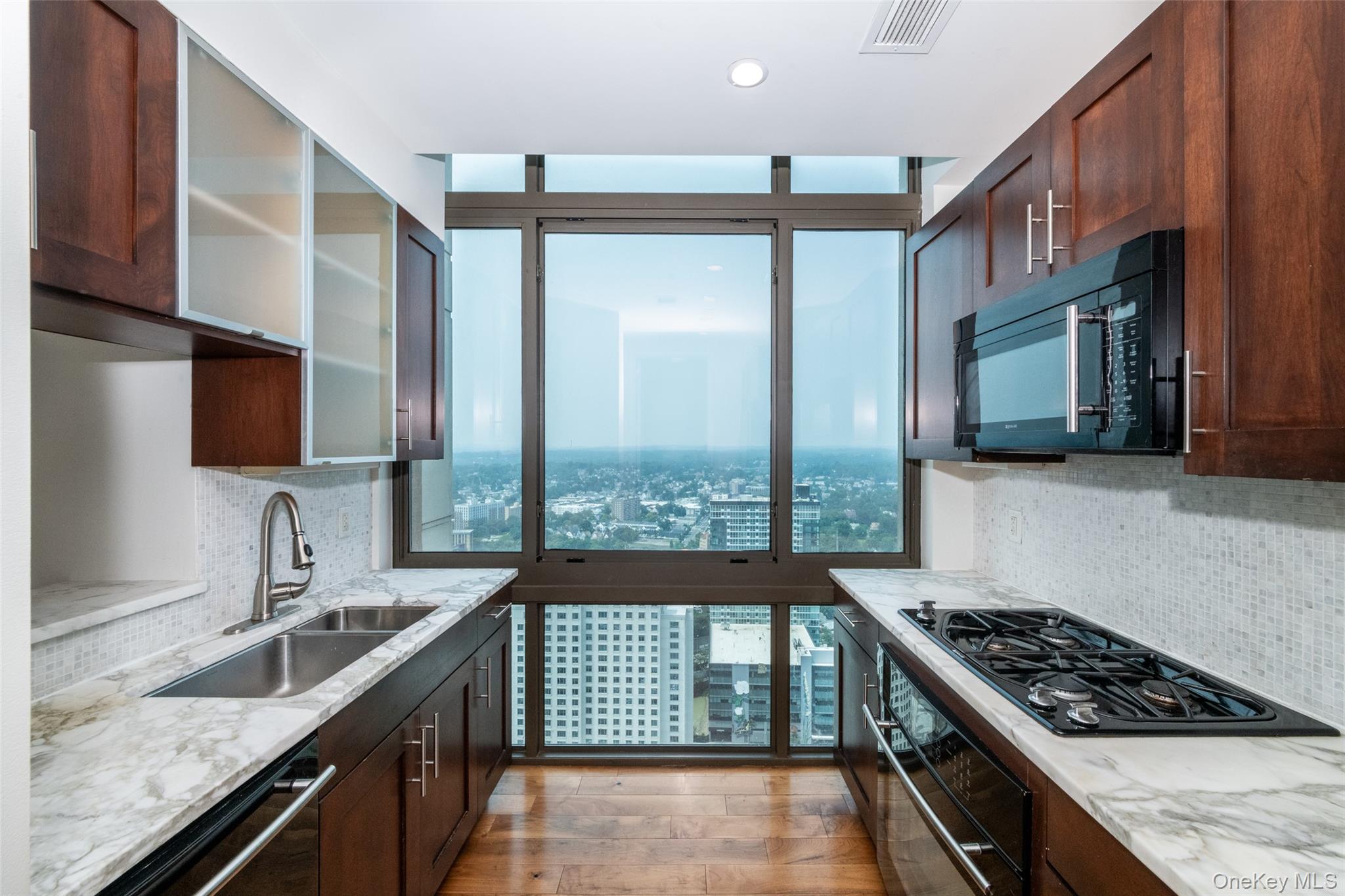 #3 photo, 175 Huguenot Street, New Rochelle , NY 10801