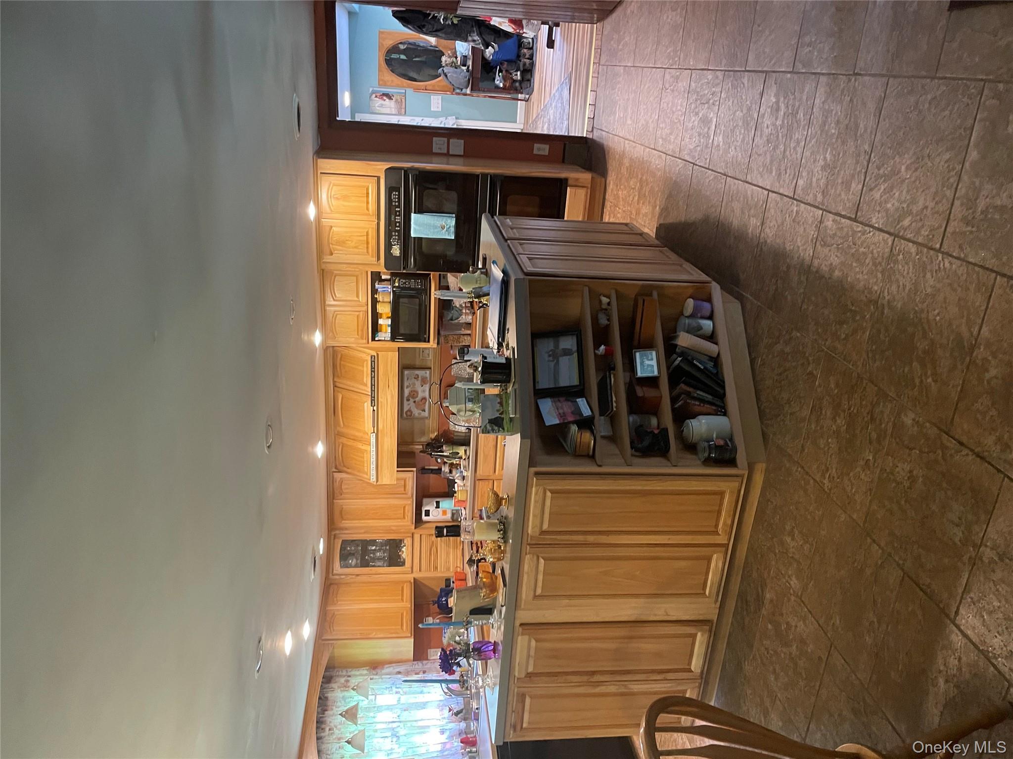 #9 photo, 5 Douglas, Wappingers Falls , NY 12590