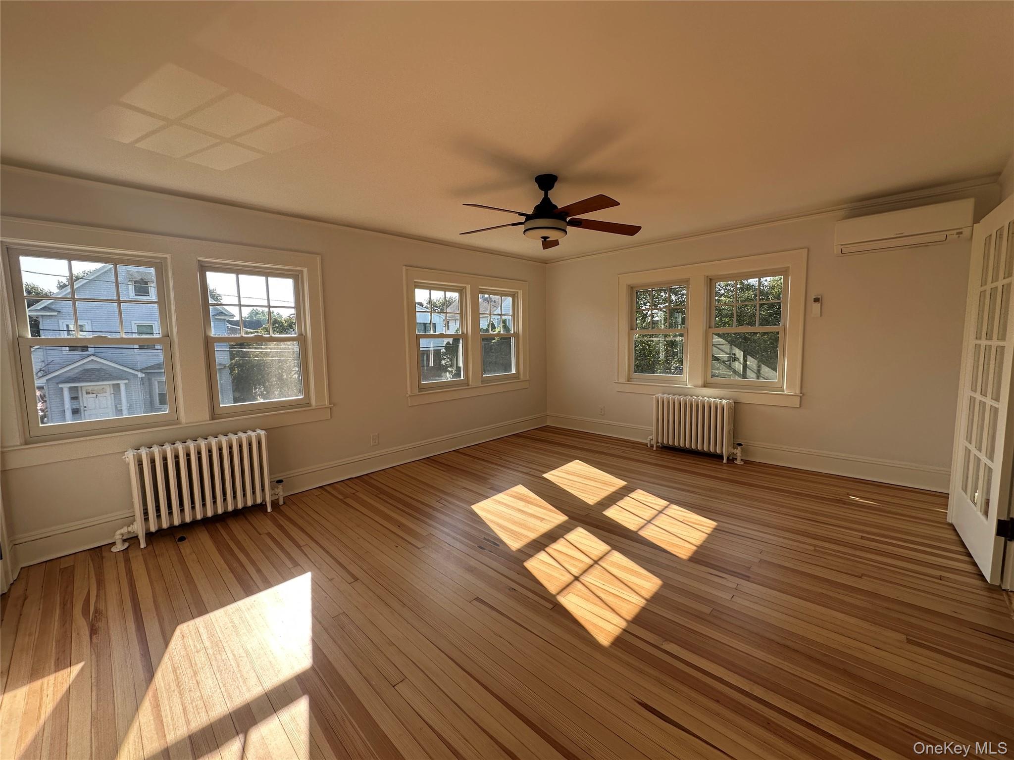 #5 photo, 40 Smith Street, ナッソー郡 Glen Cove , NY 11542