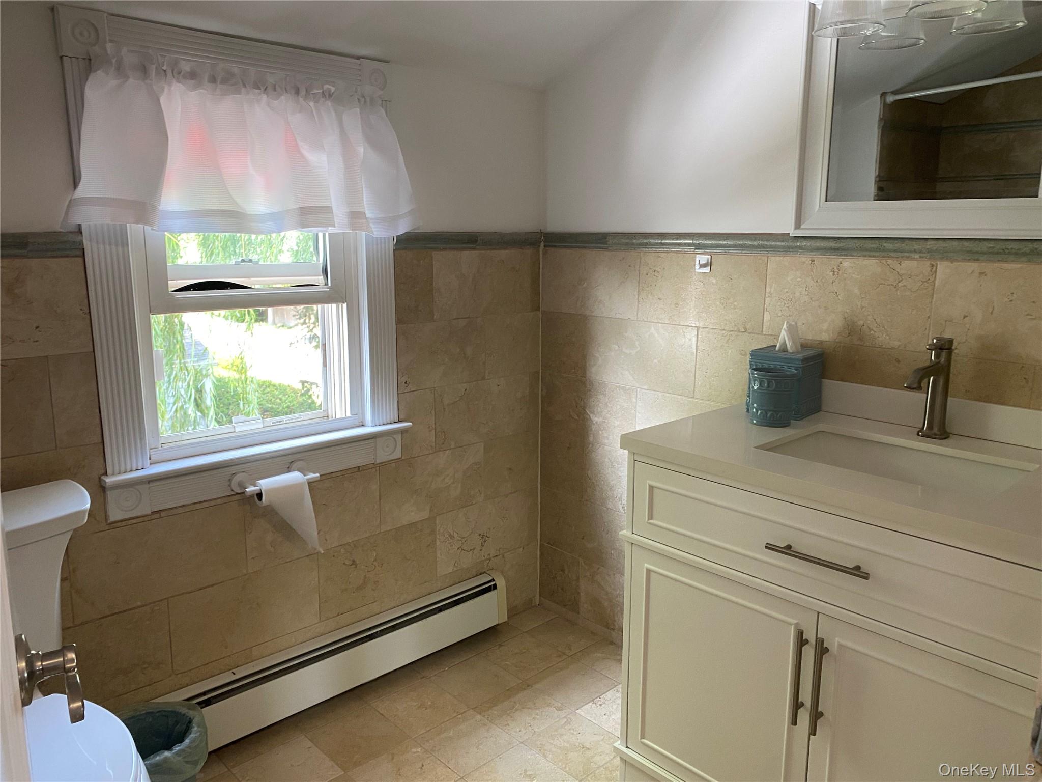 #14 photo, 3937 John Lane, ナッソー郡 Seaford , NY 11783