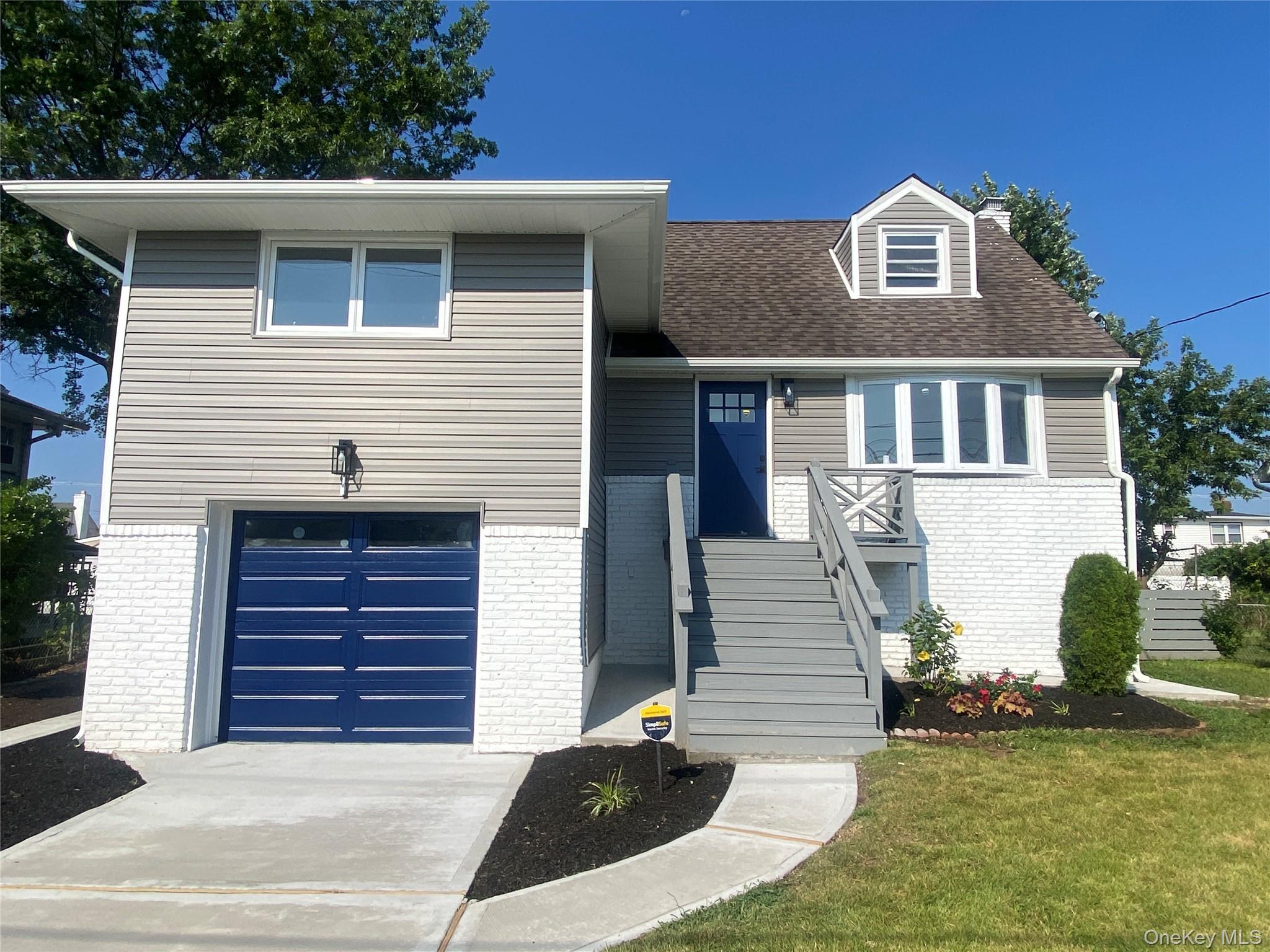 #1 photo, 232 Nassau Avenue, नासाउ काउंटी Freeport , NY 11520