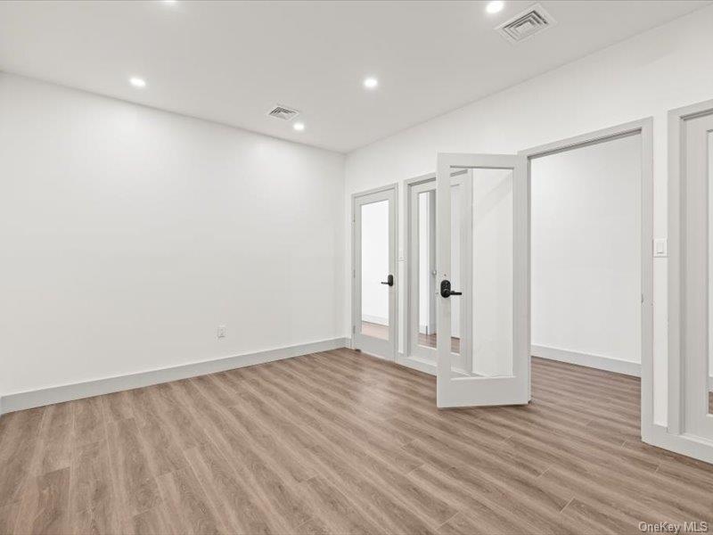 #14 photo, 307 E Shore Road, ナッソー郡 Great Neck , NY 11023