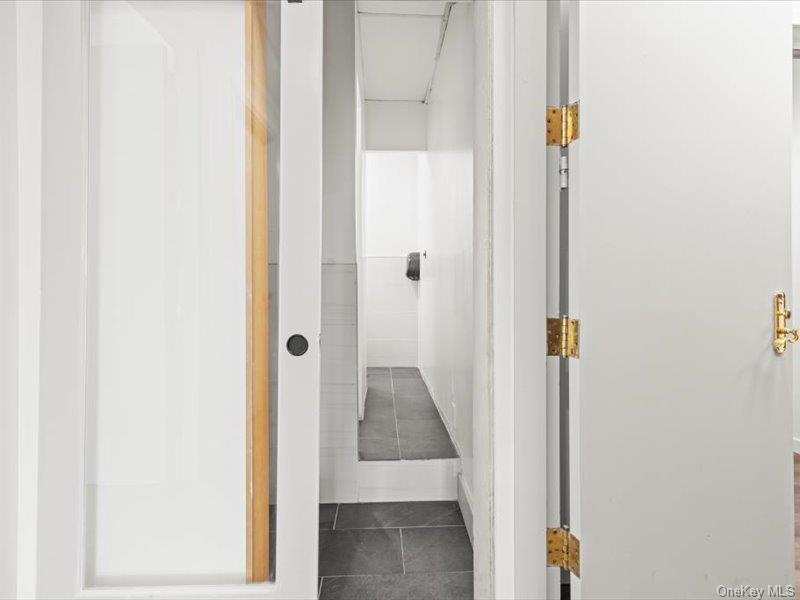 #19 photo, 307 E Shore Road, ナッソー郡 Great Neck , NY 11023