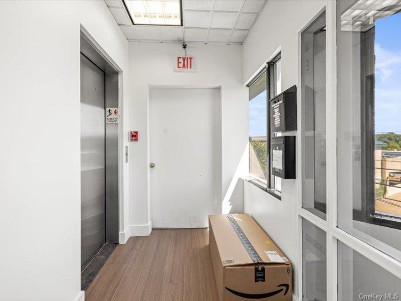 #8 photo, 307 E Shore Road, ナッソー郡 Great Neck , NY 11023