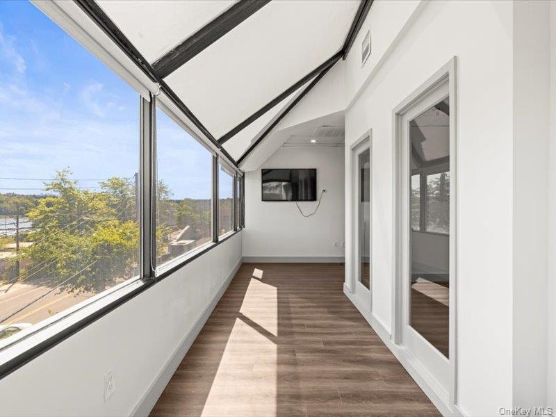 #9 photo, 307 E Shore Road, ナッソー郡 Great Neck , NY 11023