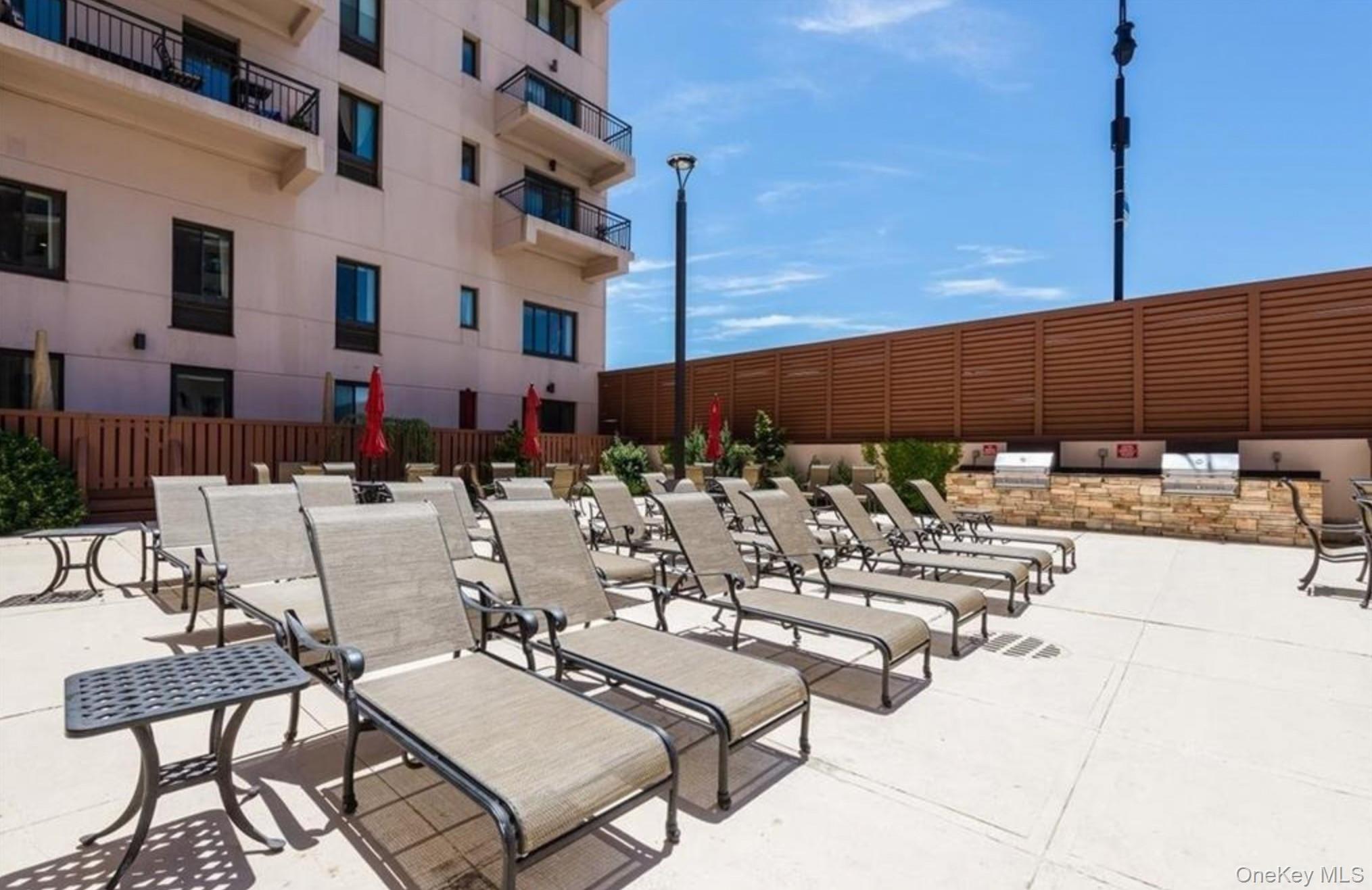 #19 photo, 100 W Broadway, ナッソー郡 Long Beach , NY 11561