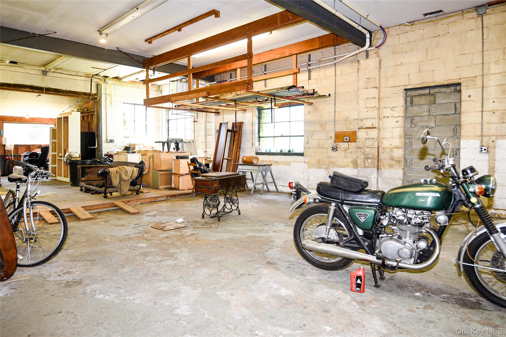 #18 photo, 56 A & B SHORE Road, ナッソー郡 Glenwood Landing , NY 11547