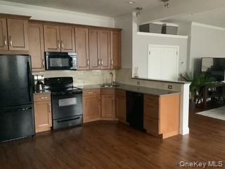 #4 photo, 56 A & B SHORE Road, ナッソー郡 Glenwood Landing , NY 11547