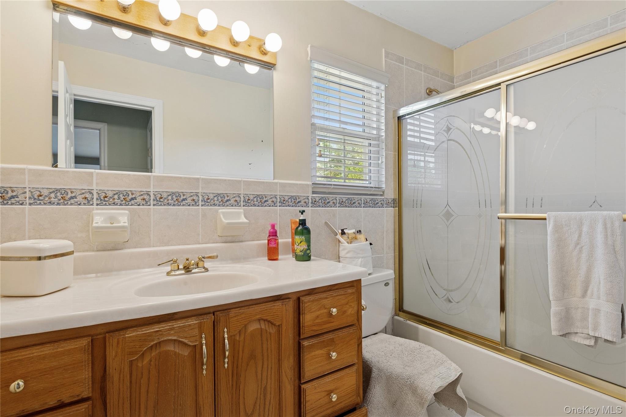 #15 photo, 7 Mark Lane, Farmingville , NY 11738