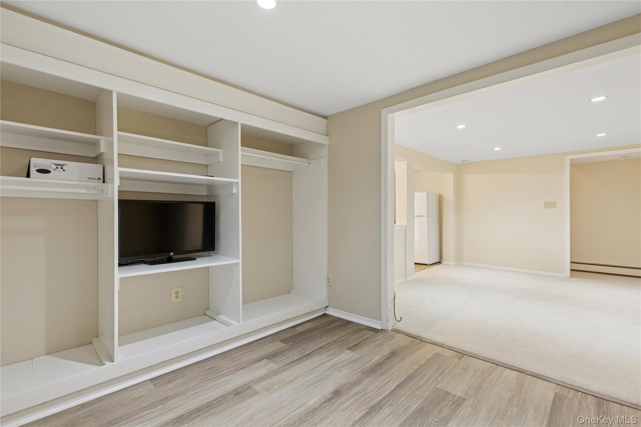 #19 photo, 7 Mark Lane, Farmingville , NY 11738