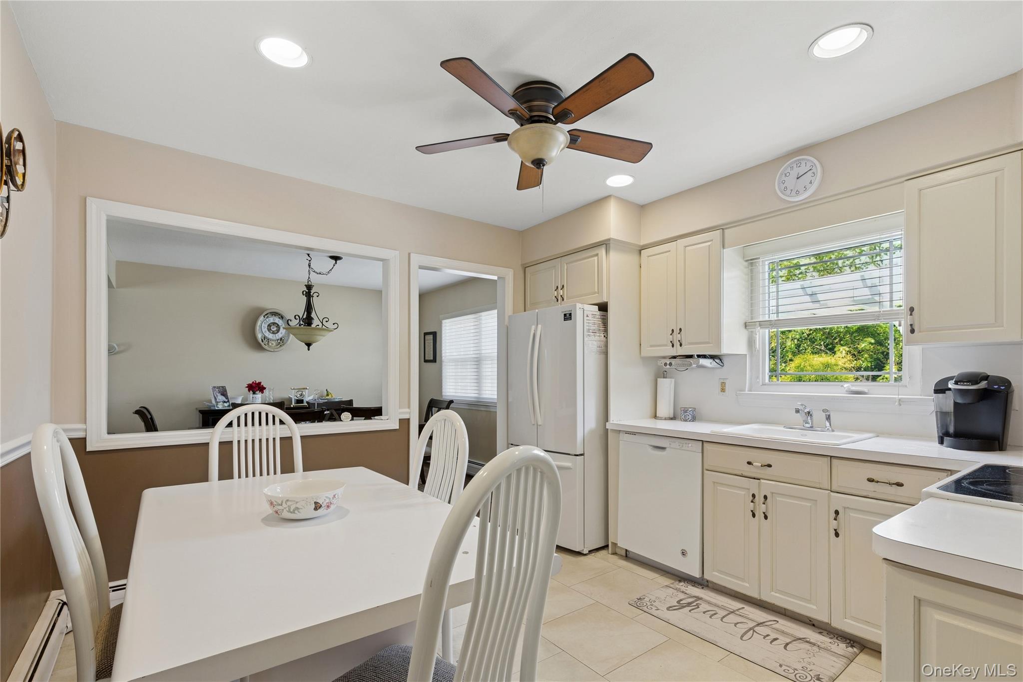 #5 photo, 7 Mark Lane, Farmingville , NY 11738