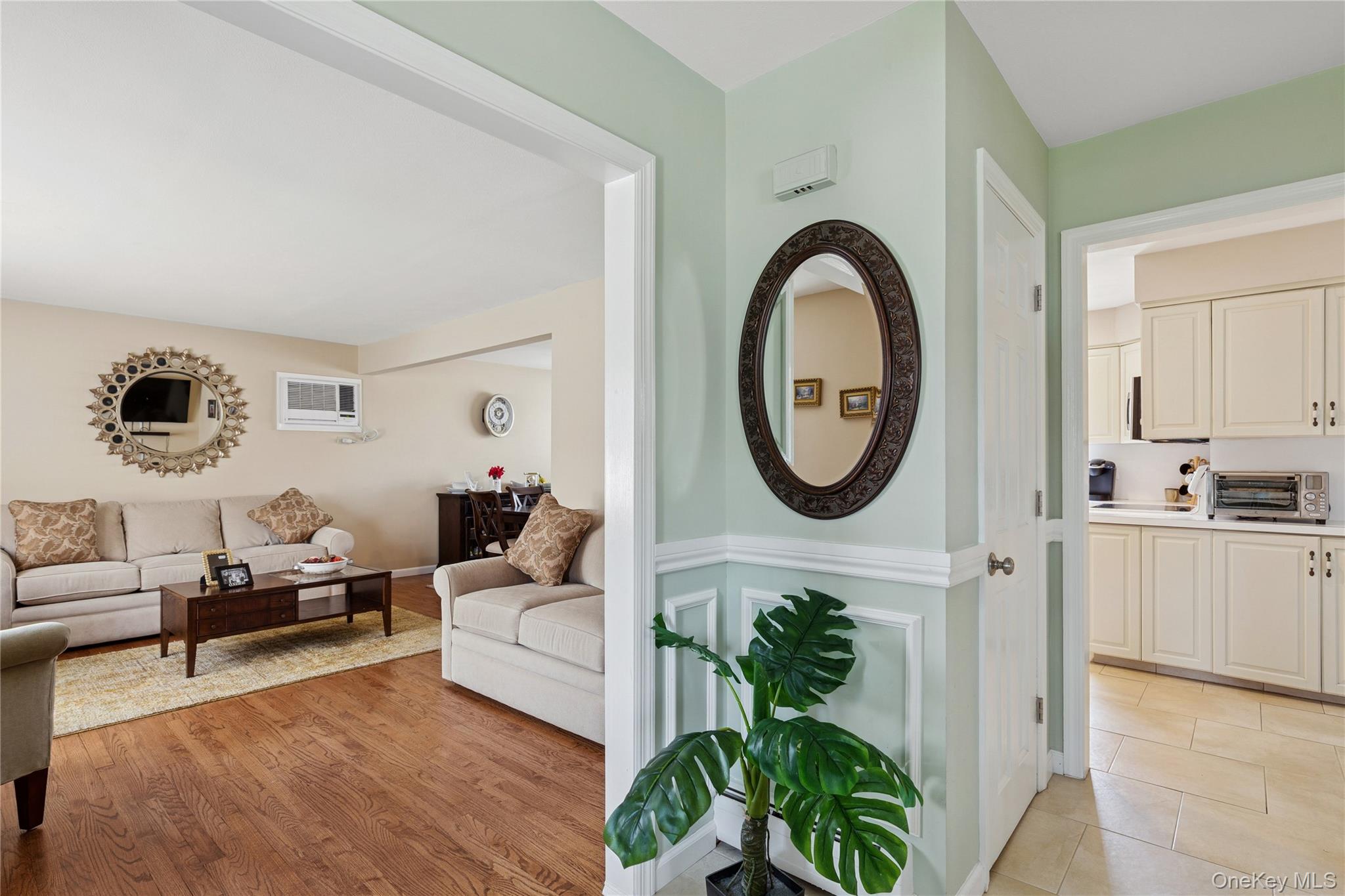 #8 photo, 7 Mark Lane, Farmingville , NY 11738