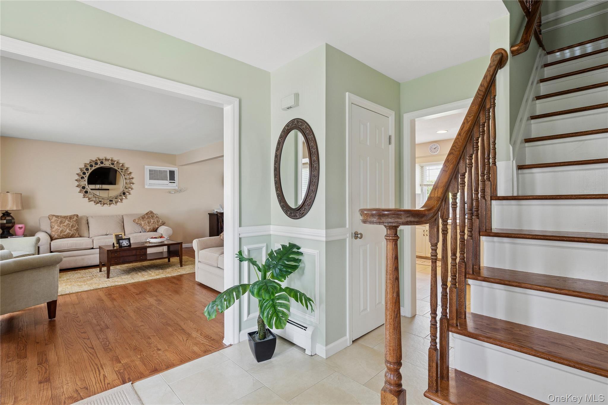 #9 photo, 7 Mark Lane, Farmingville , NY 11738