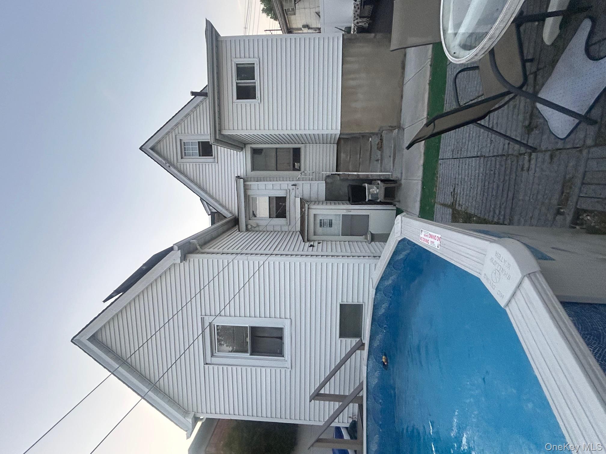 #3 photo, 96-10 158th Avenue, クイーンズ区 Howard Beach , NY 11414
