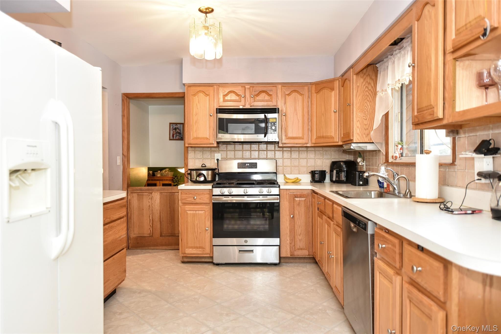 #9 photo, 121 Hammond Road, Thiells , NY 10984