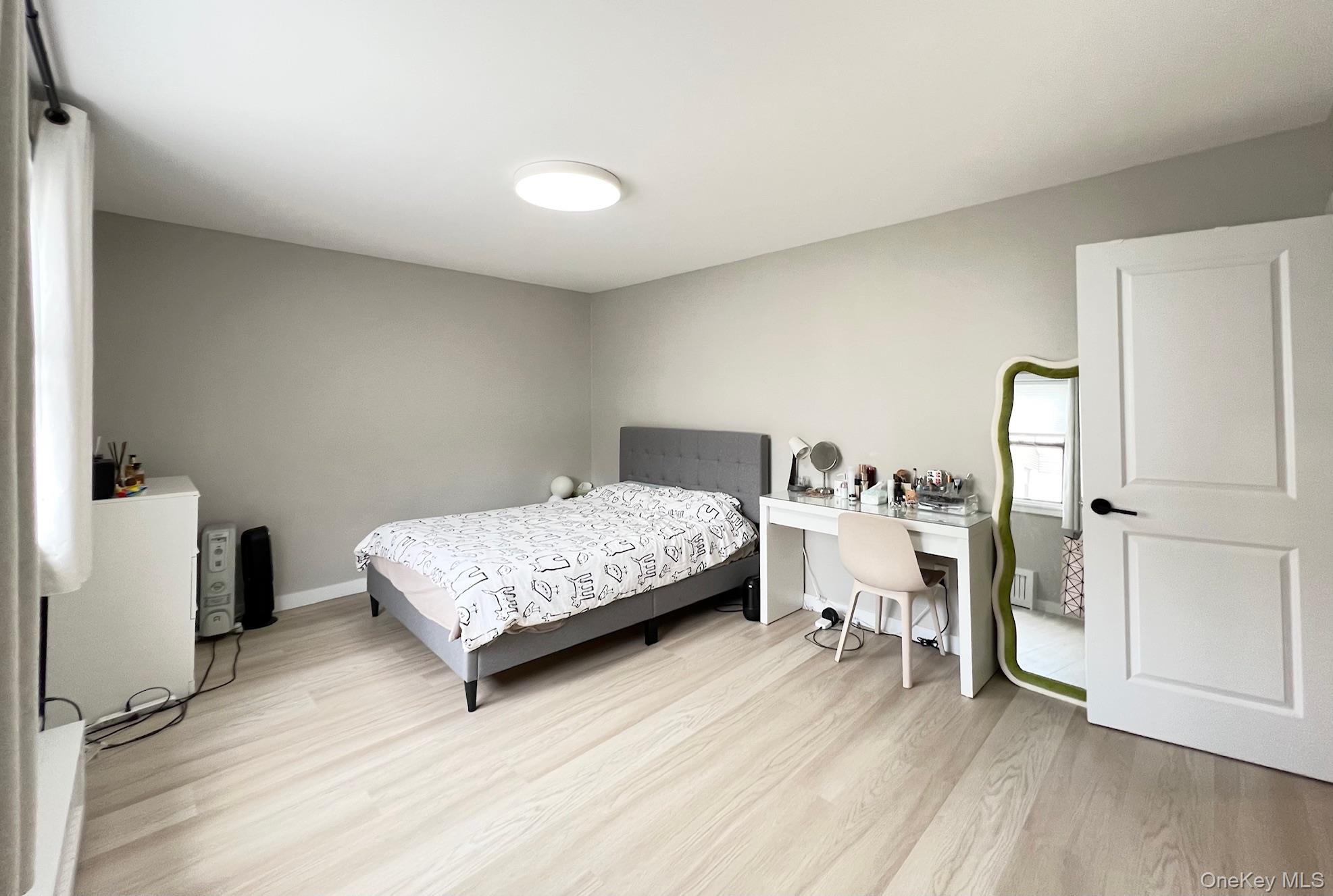 #1 photo, 6958 138th Street, 法拉盛 Flushing , NY 11367