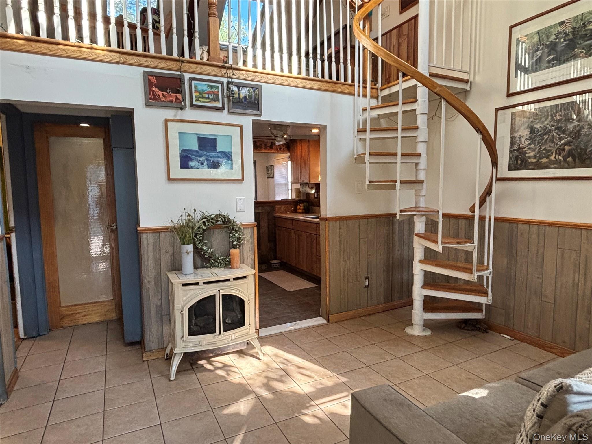 #4 photo, 1529 Carl Avenue, Holbrook , NY 11741