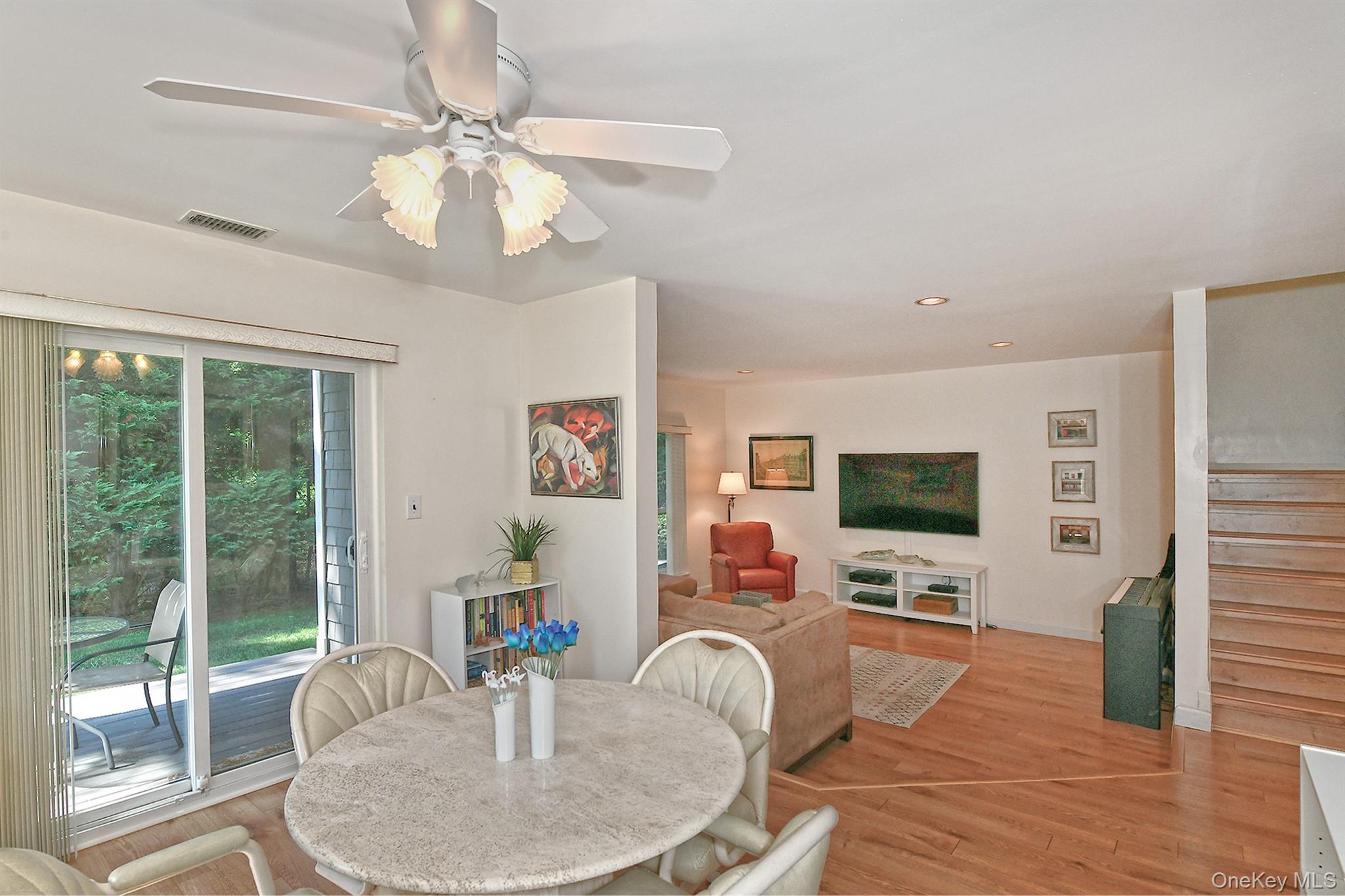 #17 photo, 4 Madder Lake Circle, サフォーク郡 Commack , NY 11725