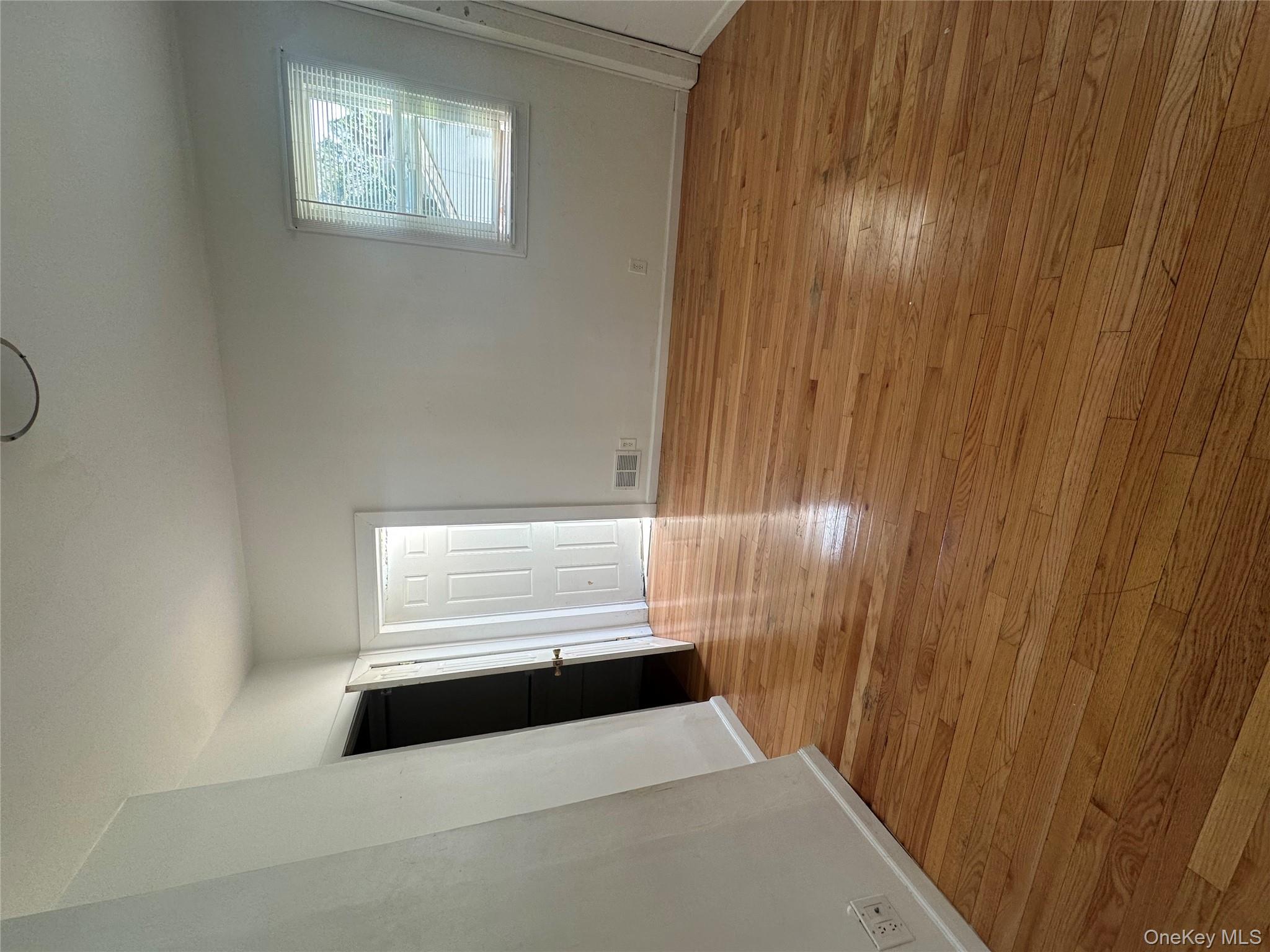 #13 photo, 92 Leonard Avenue, ナッソー郡 Freeport , NY 11520