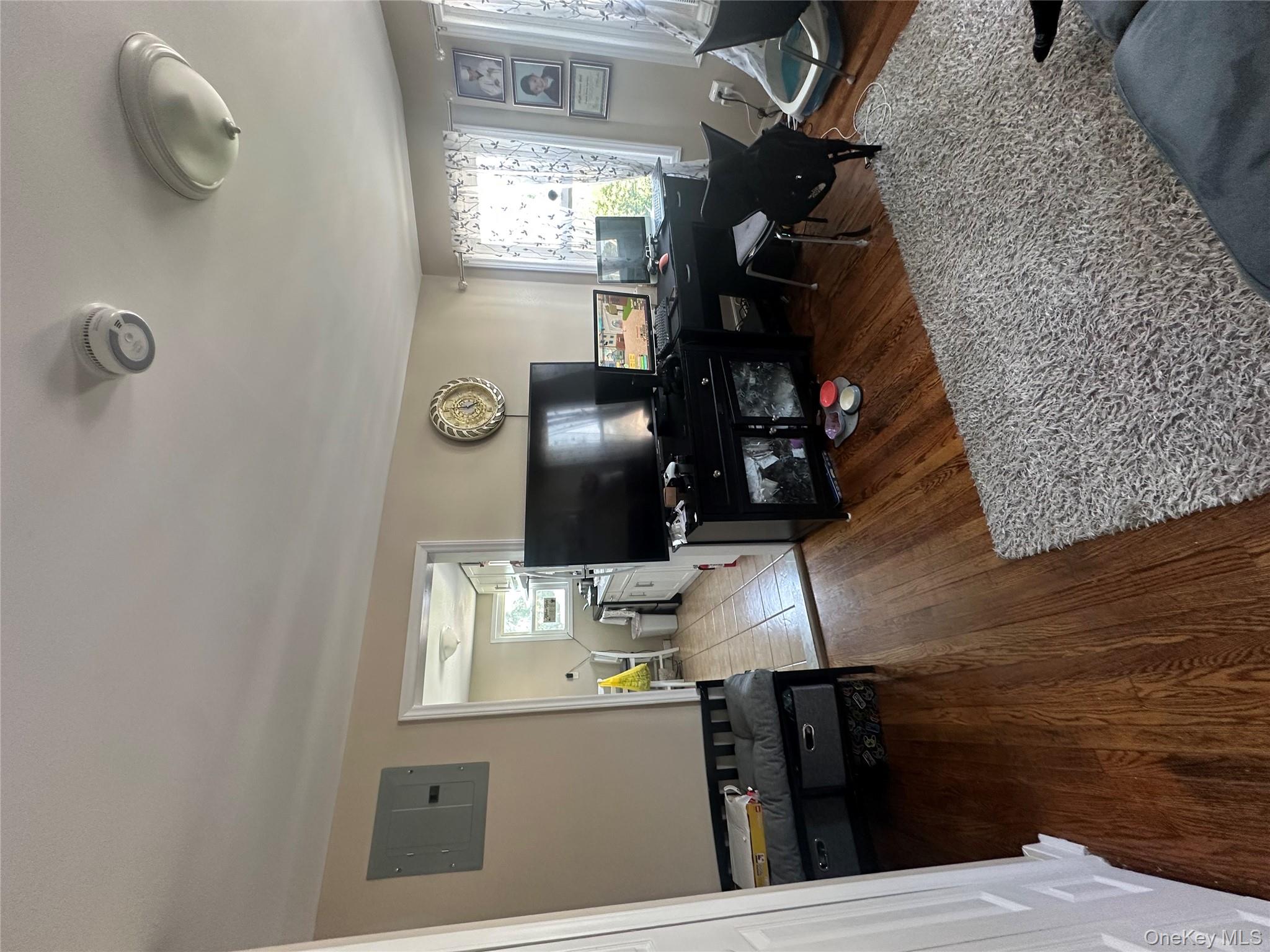 #4 photo, 92 Leonard Avenue, ナッソー郡 Freeport , NY 11520