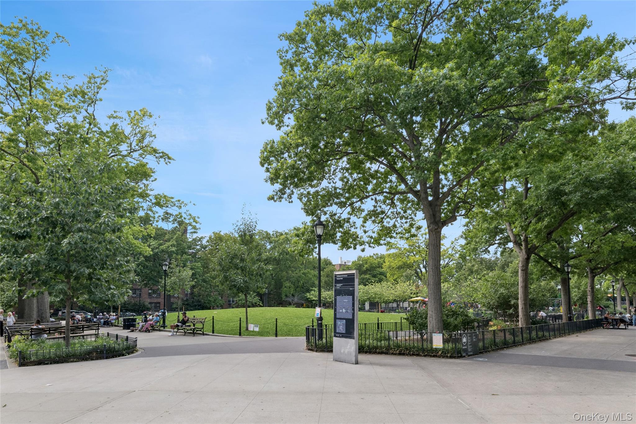 #17 photo, 34-58 90th Street, クイーンズ区 Jackson Heights , NY 11372