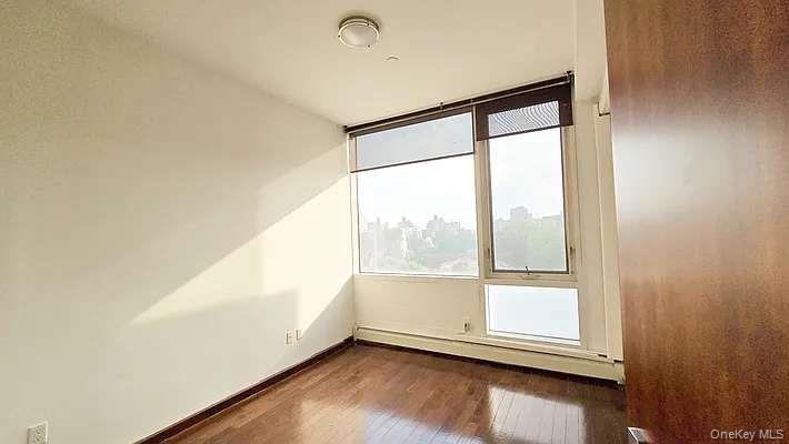 #6 photo, 42-05 Parsons Boulevard, Flushing , NY 11355