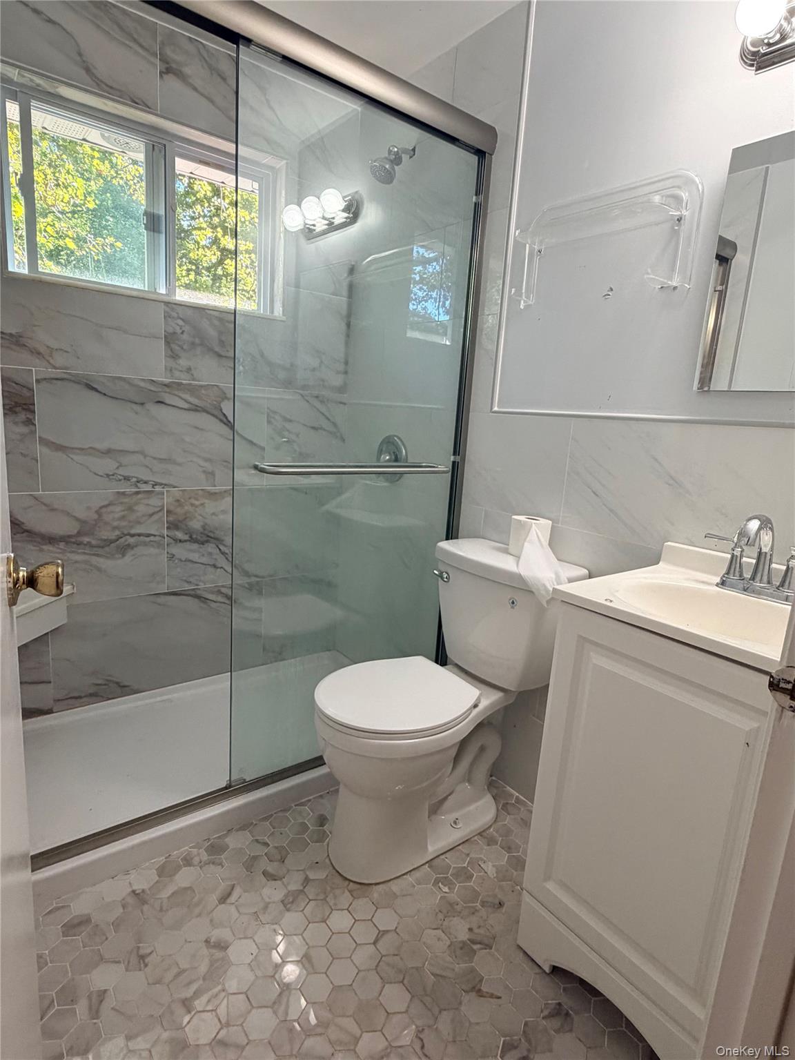 #10 photo, 7 Dickinson Avenue, East Northport , NY 11731