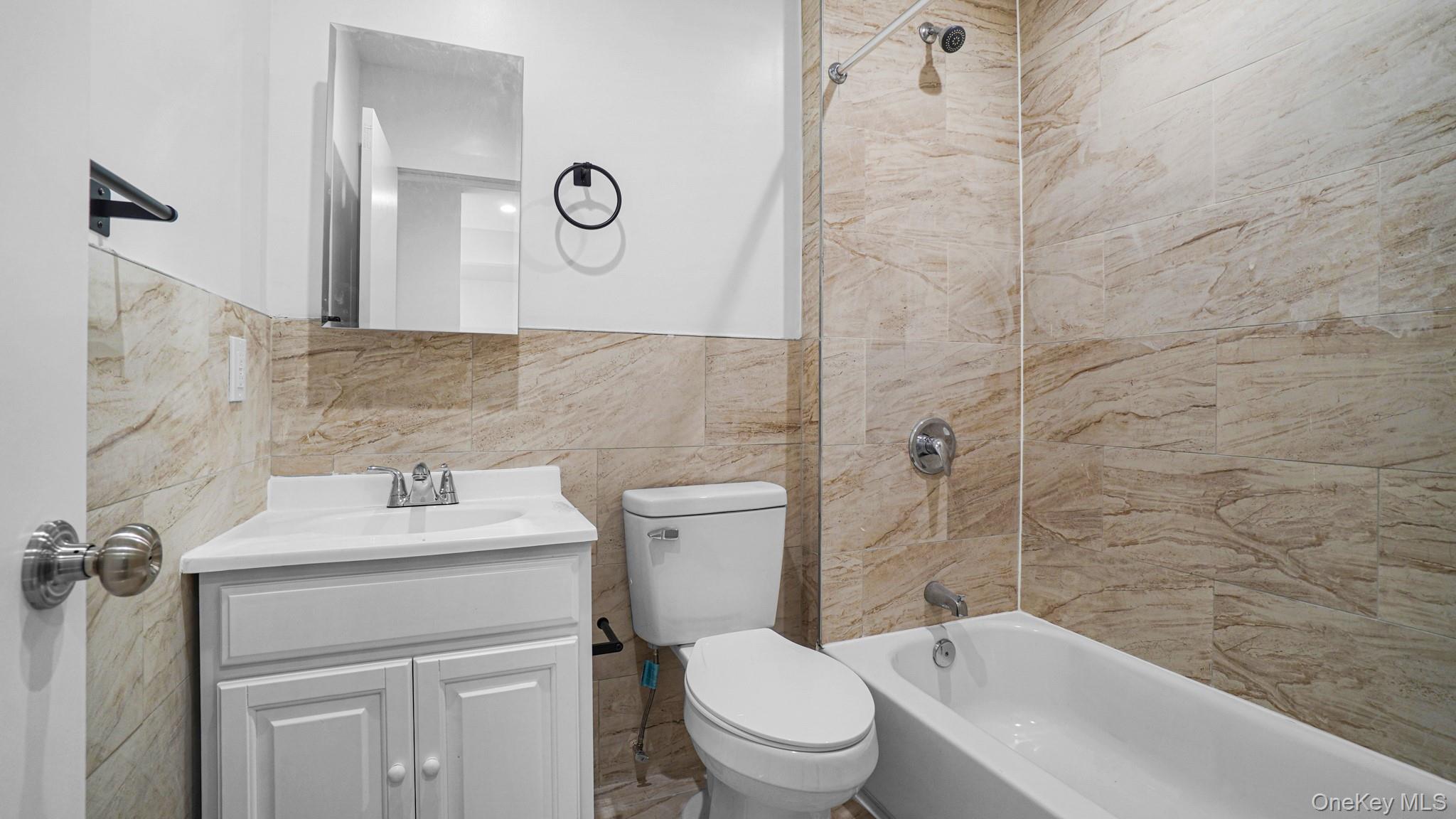 #17 photo, 1256 Shakespeare Avenue, ブロンクス区 Bronx , NY 10452