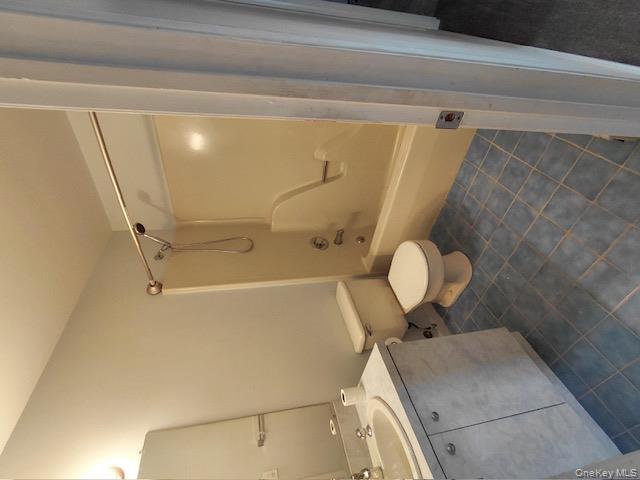 #4 photo, 3592 Southview Avenue, ナッソー郡 Wantagh , NY 11793