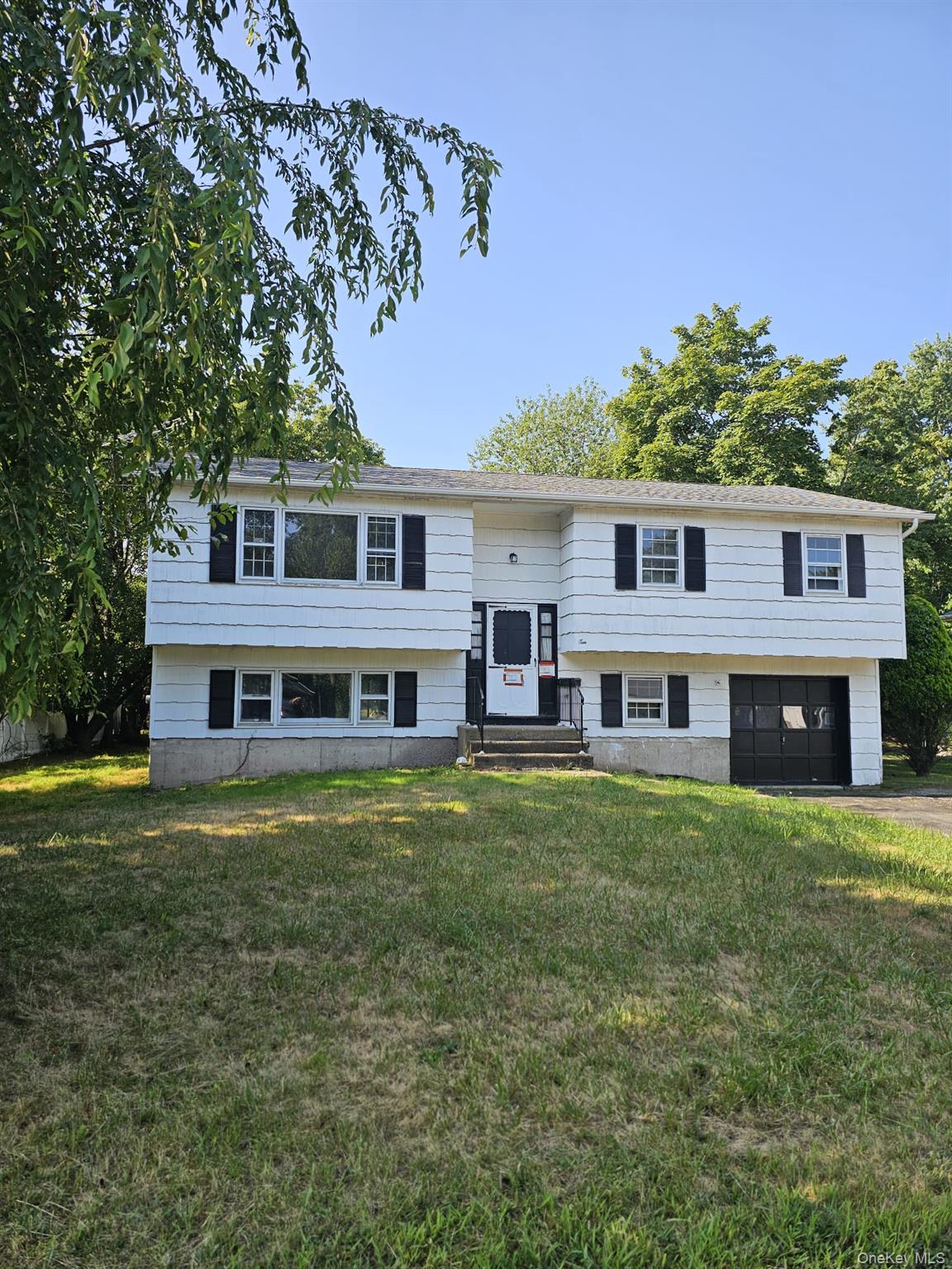 #1 photo, 10 Roman Acres Drive, 纽约州 Garnerville , NY 10923