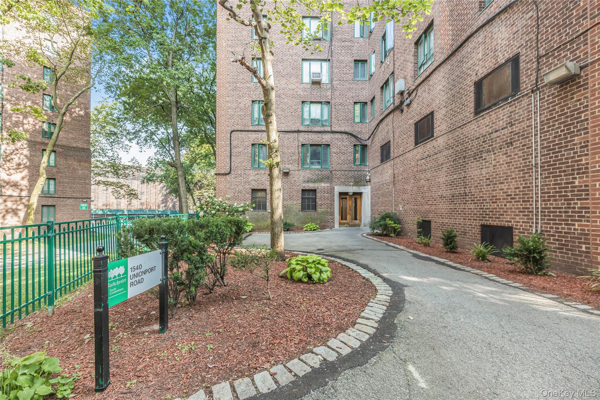 #12 photo, 1540 Unionport Road, Bronx , NY 10462