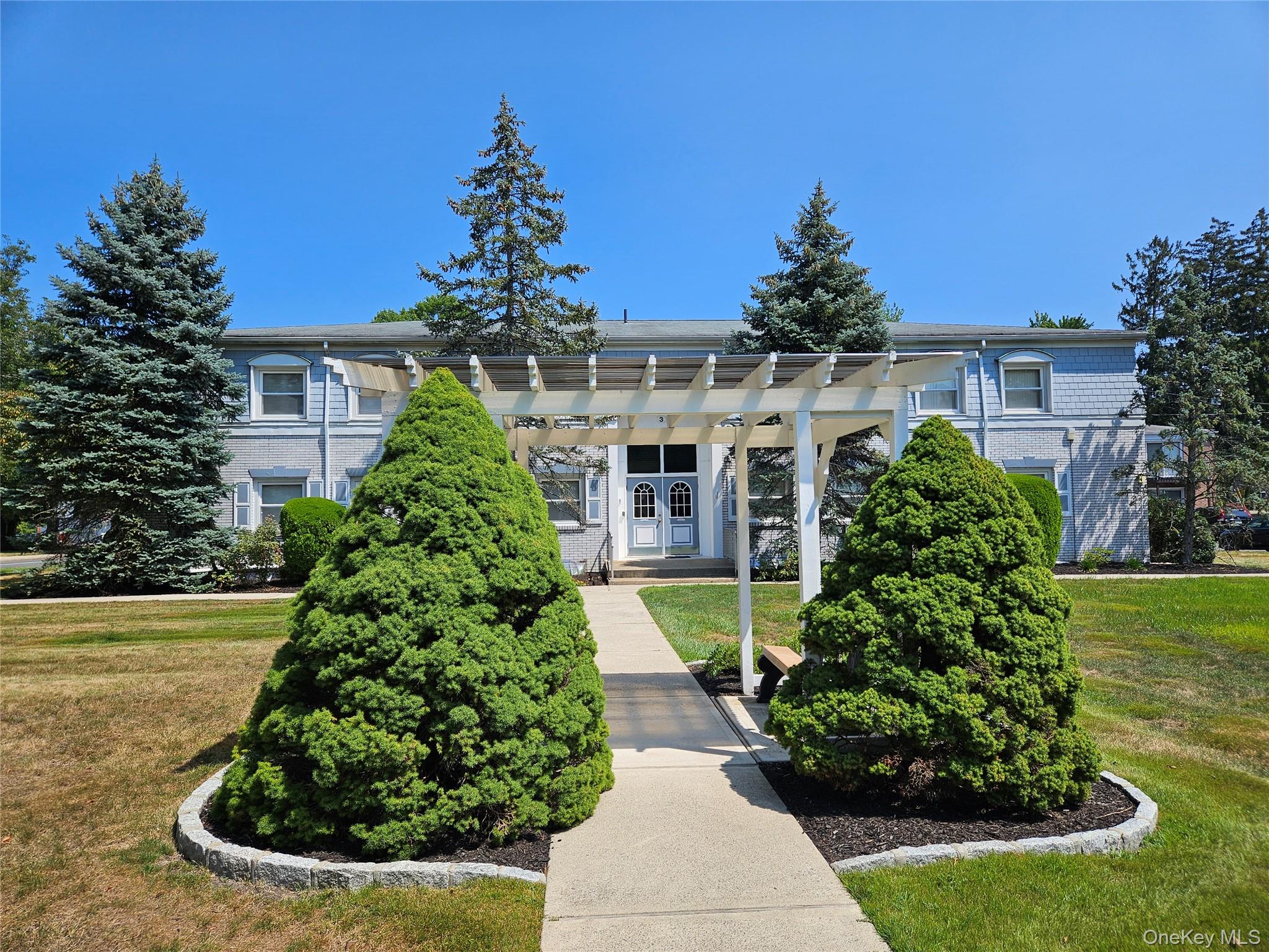 #1 photo, 3 Normandy Village, 纽约州 Nanuet , NY 10954