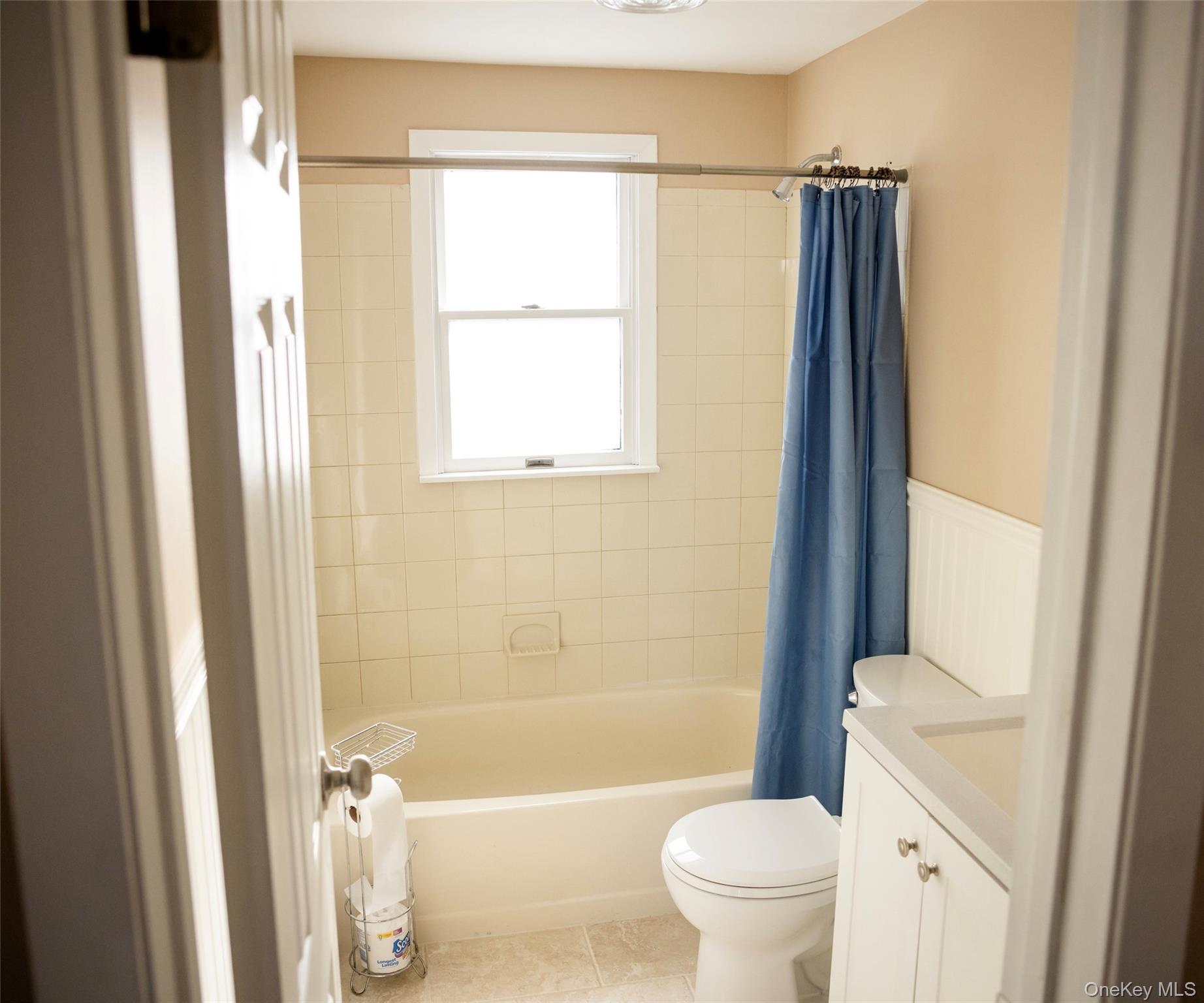 #8 photo, 130 Balsam Lane, Levittown , NY 11756