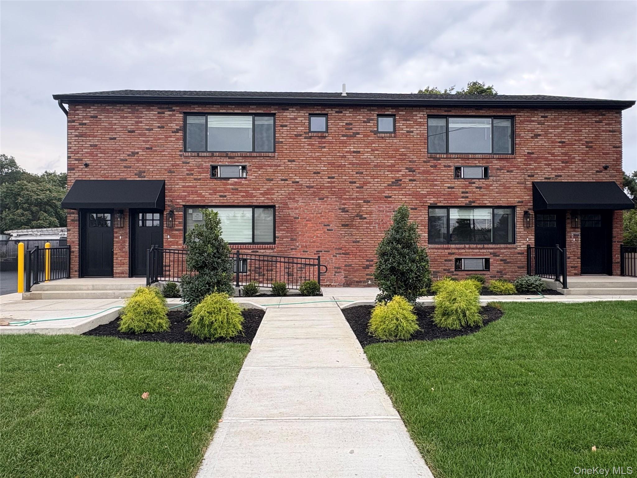 #5 photo, 455 Sunrise Highway, サフォーク郡 West Babylon , NY 11704