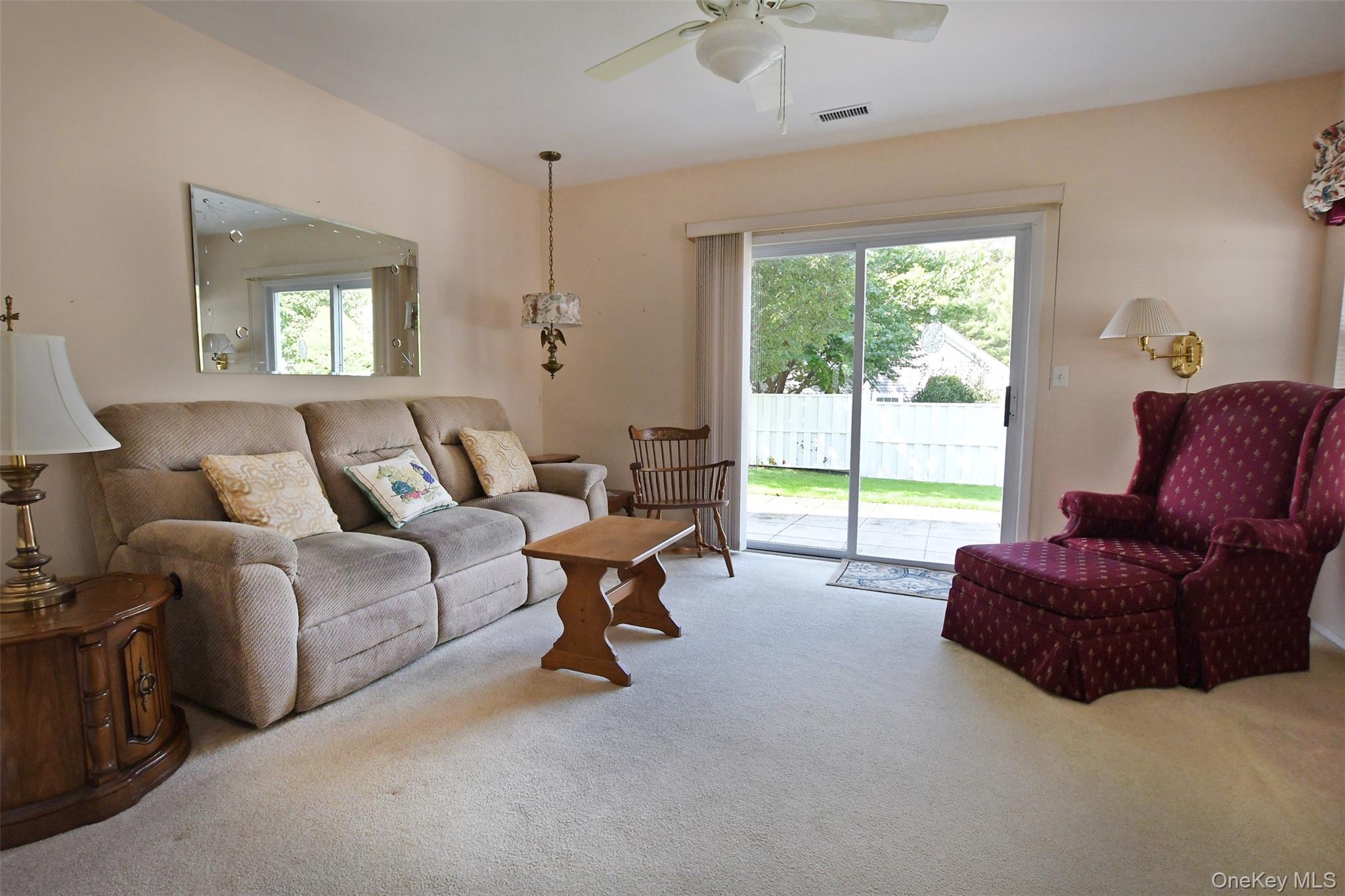 #19 photo, 11 Ethan Circle, サフォーク郡 Middle Island , NY 11953