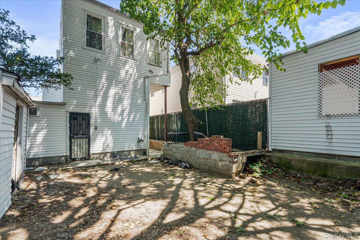 #6 photo, 8010 59th Street, クイーンズ区 Glendale , NY 11385