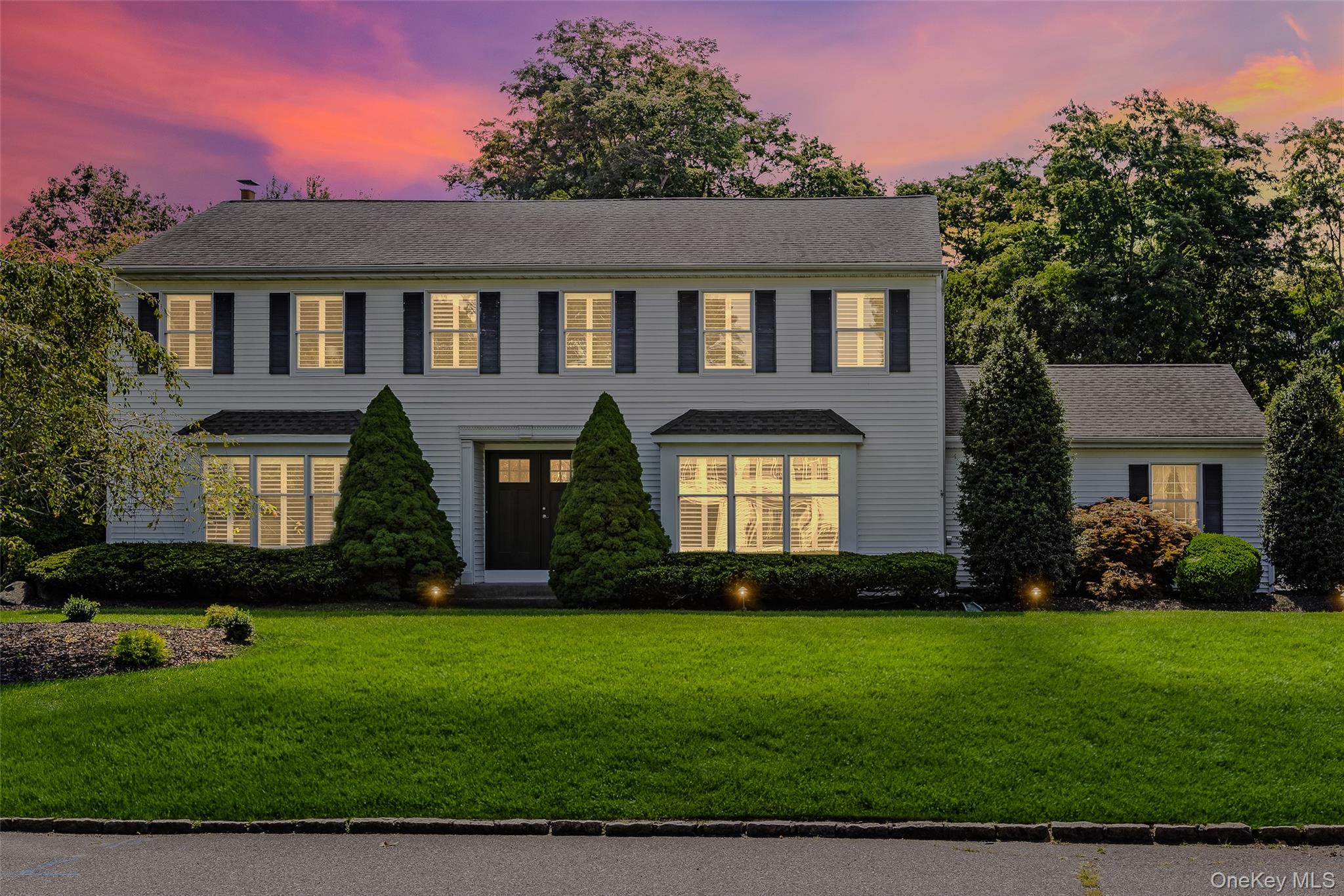 #1 photo, 16 Mink Lane, East Setauket , NY 11733