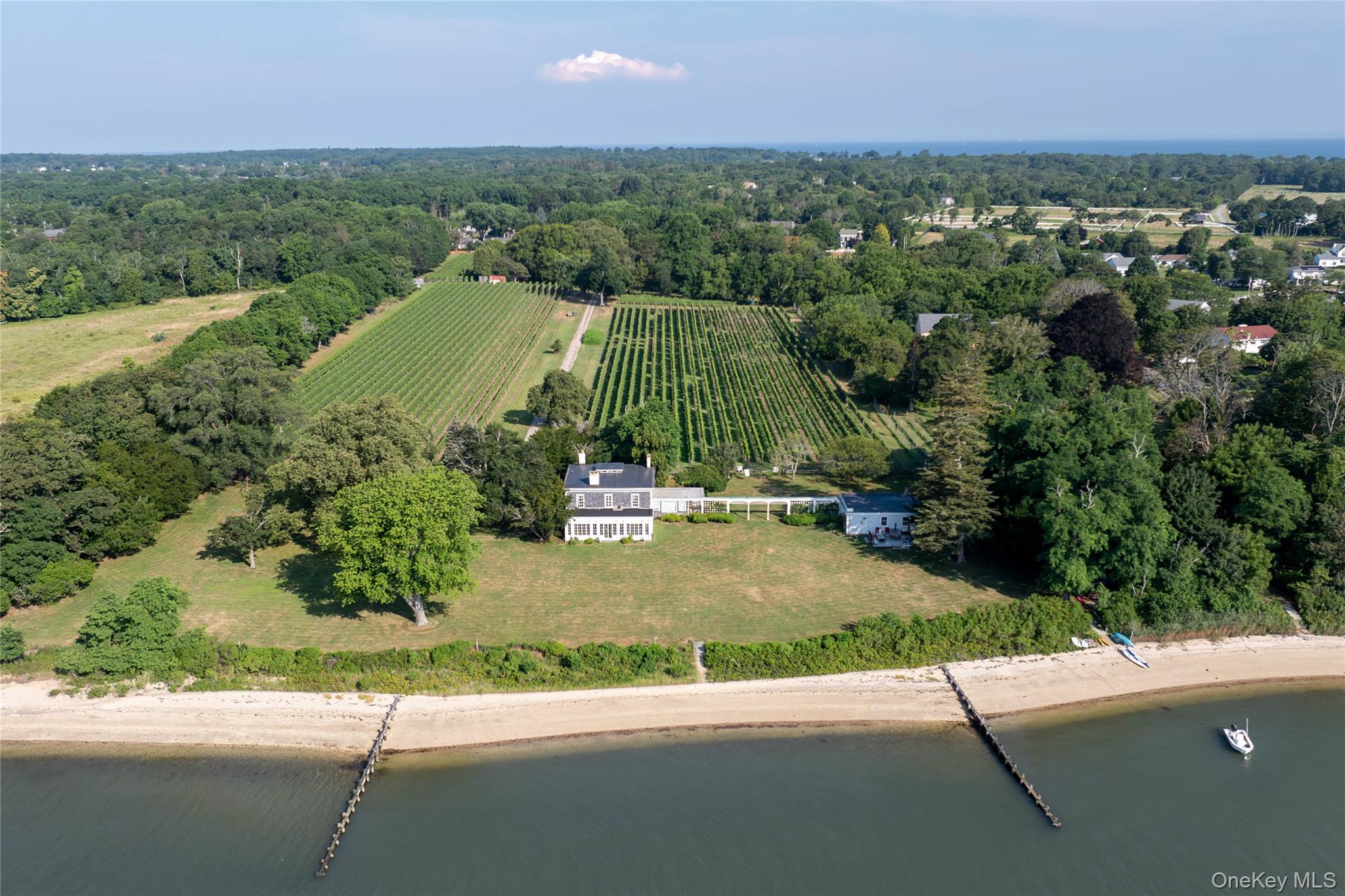 #10 photo, 59600 Main Road, Southold , NY 11971