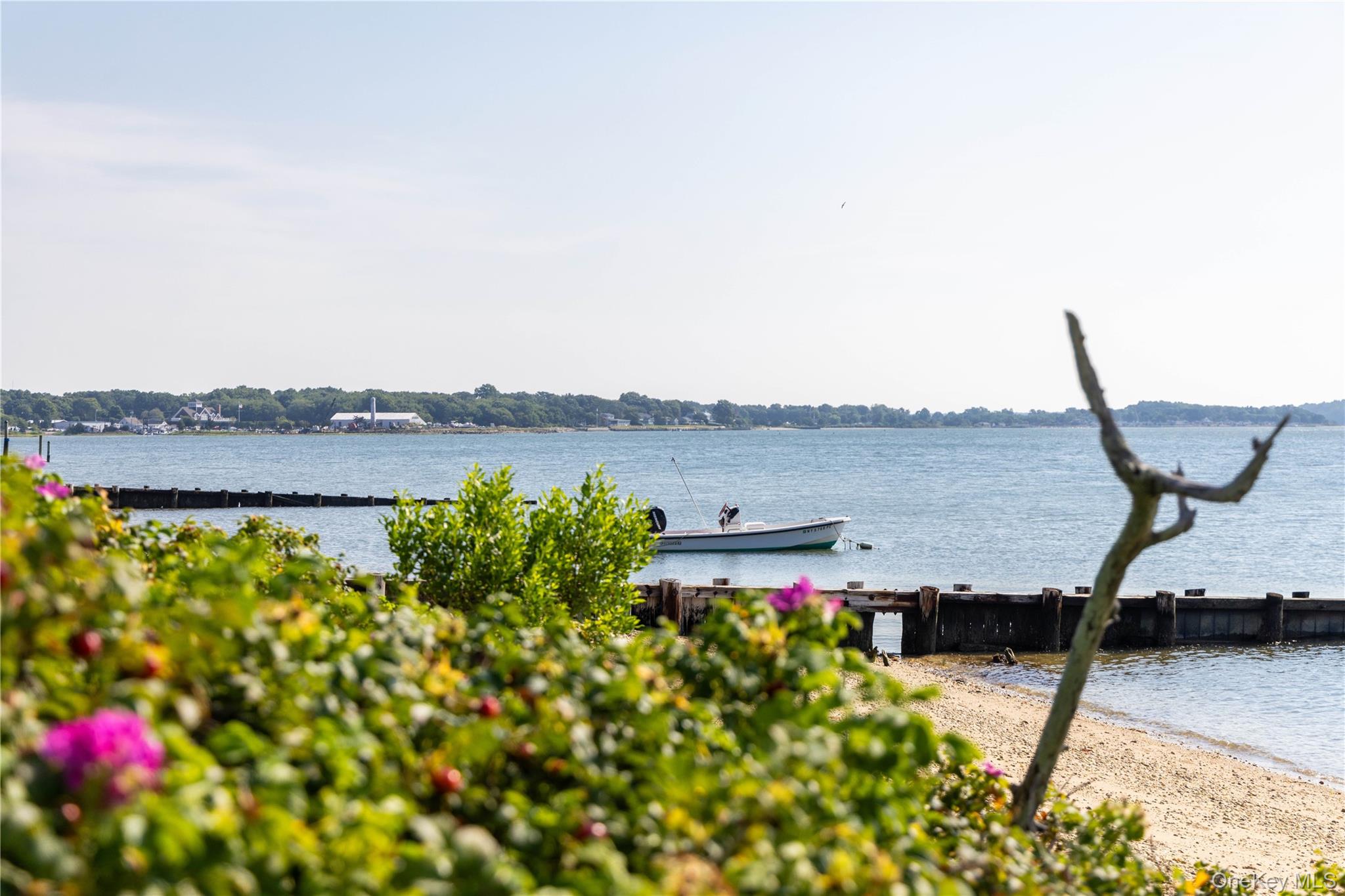 #13 photo, 59600 Main Road, Southold , NY 11971