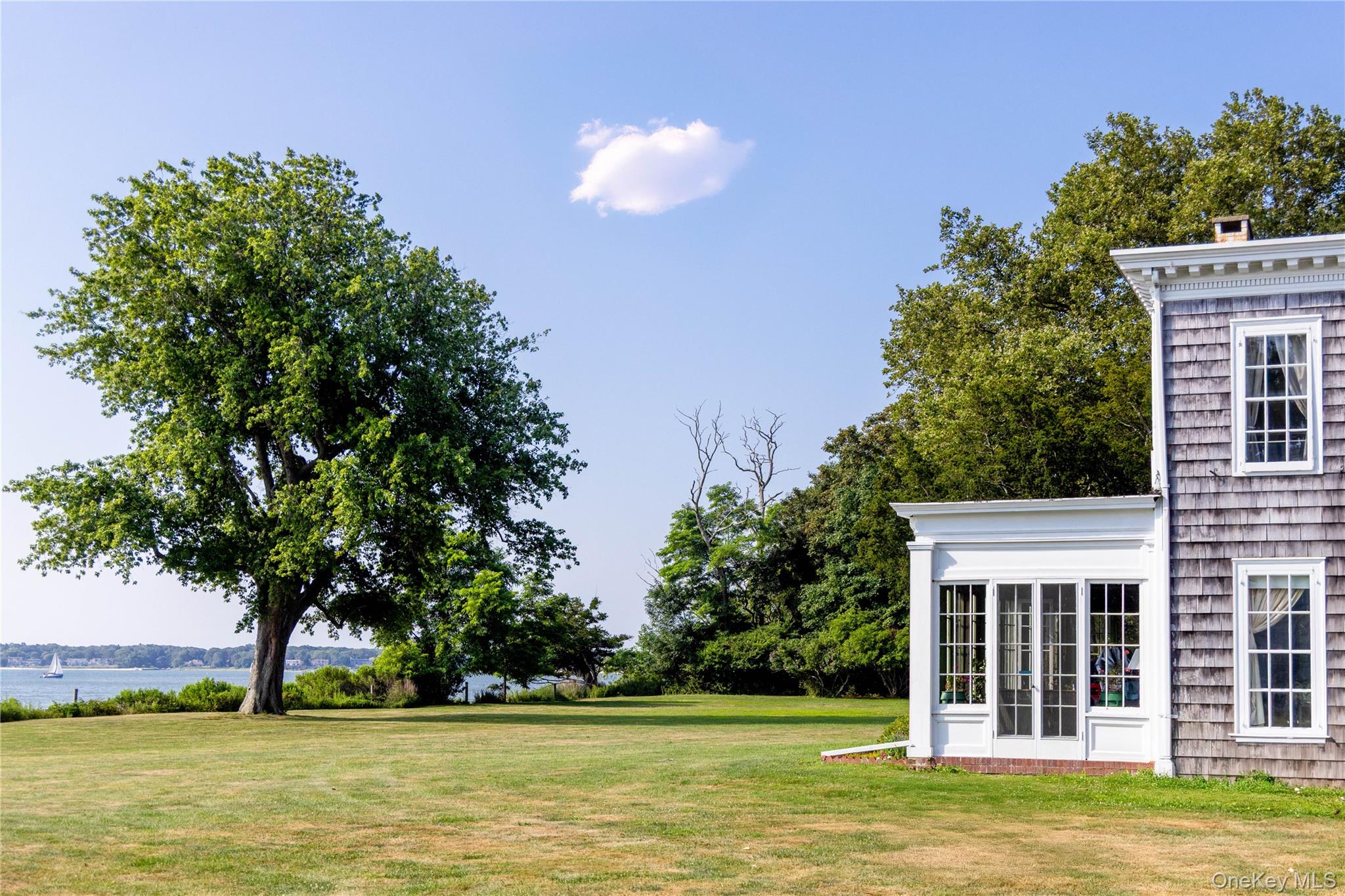 #5 photo, 59600 Main Road, Southold , NY 11971