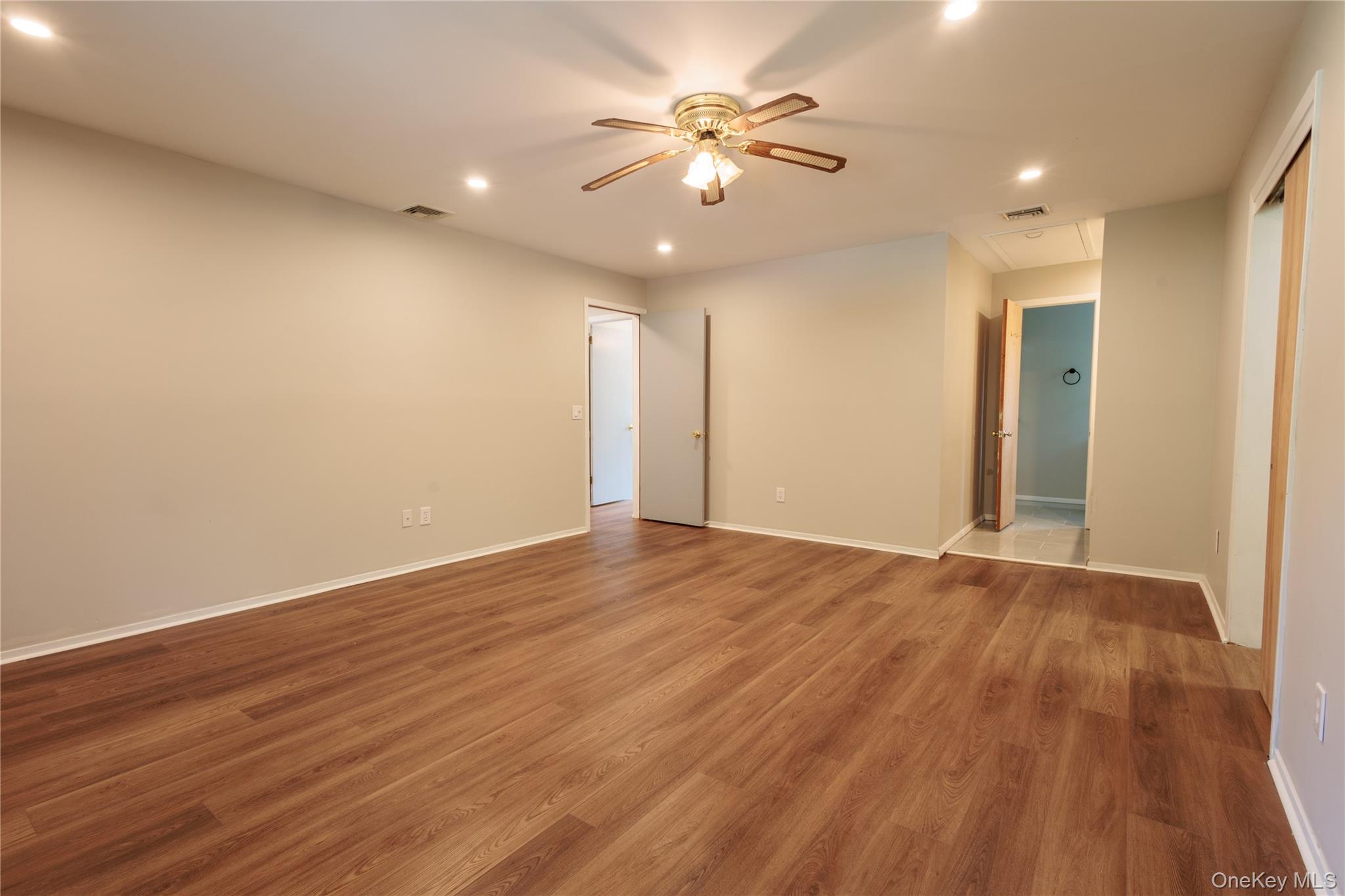 #15 photo, 14 Hill Road, Saint James , NY 11780