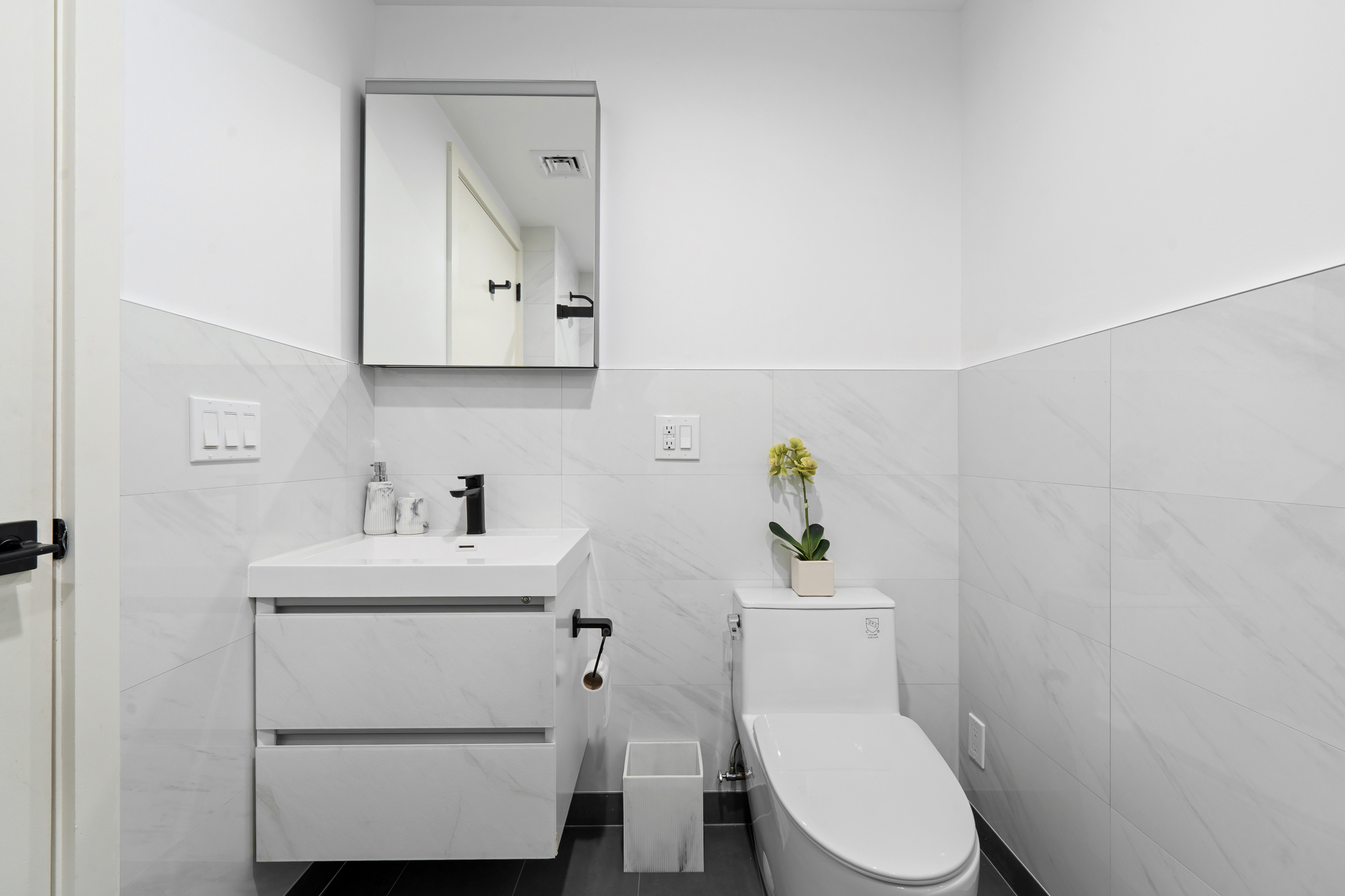 #4 photo, 46-40 Vernon Boulevard, クイーンズ区 Hunters Point , NY 11101