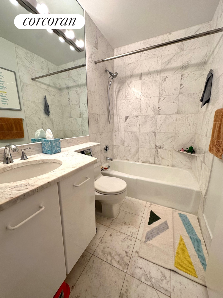 #10 photo, New York City, マンハッタン Upper West Side , NY 10024