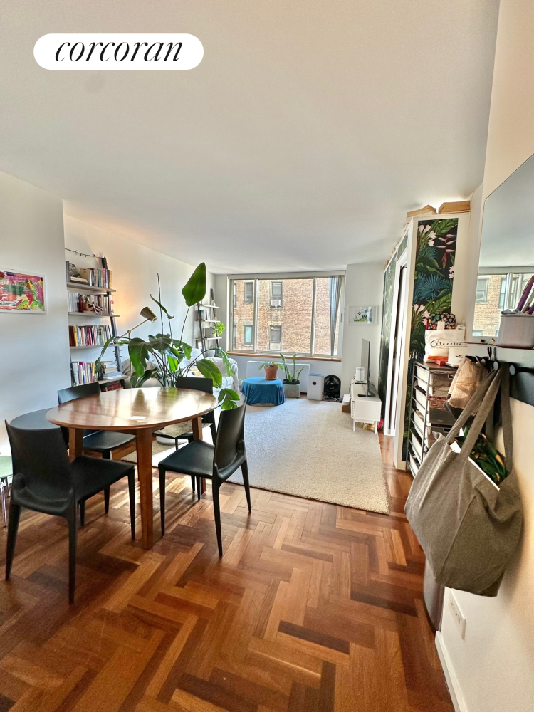 #12 photo, New York City, マンハッタン Upper West Side , NY 10024