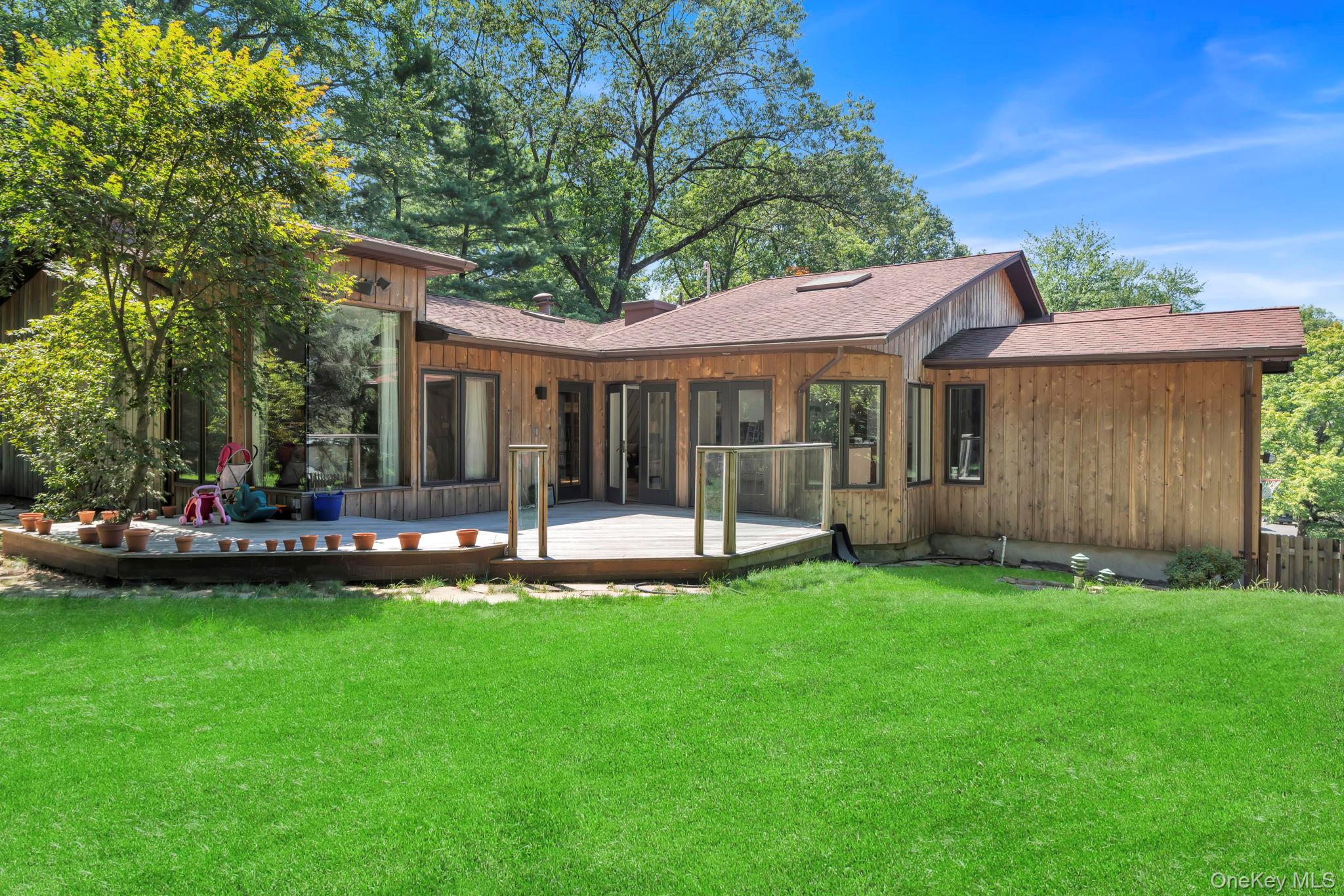 #4 photo, 4 Hilltop Place, Monsey , NY 10952