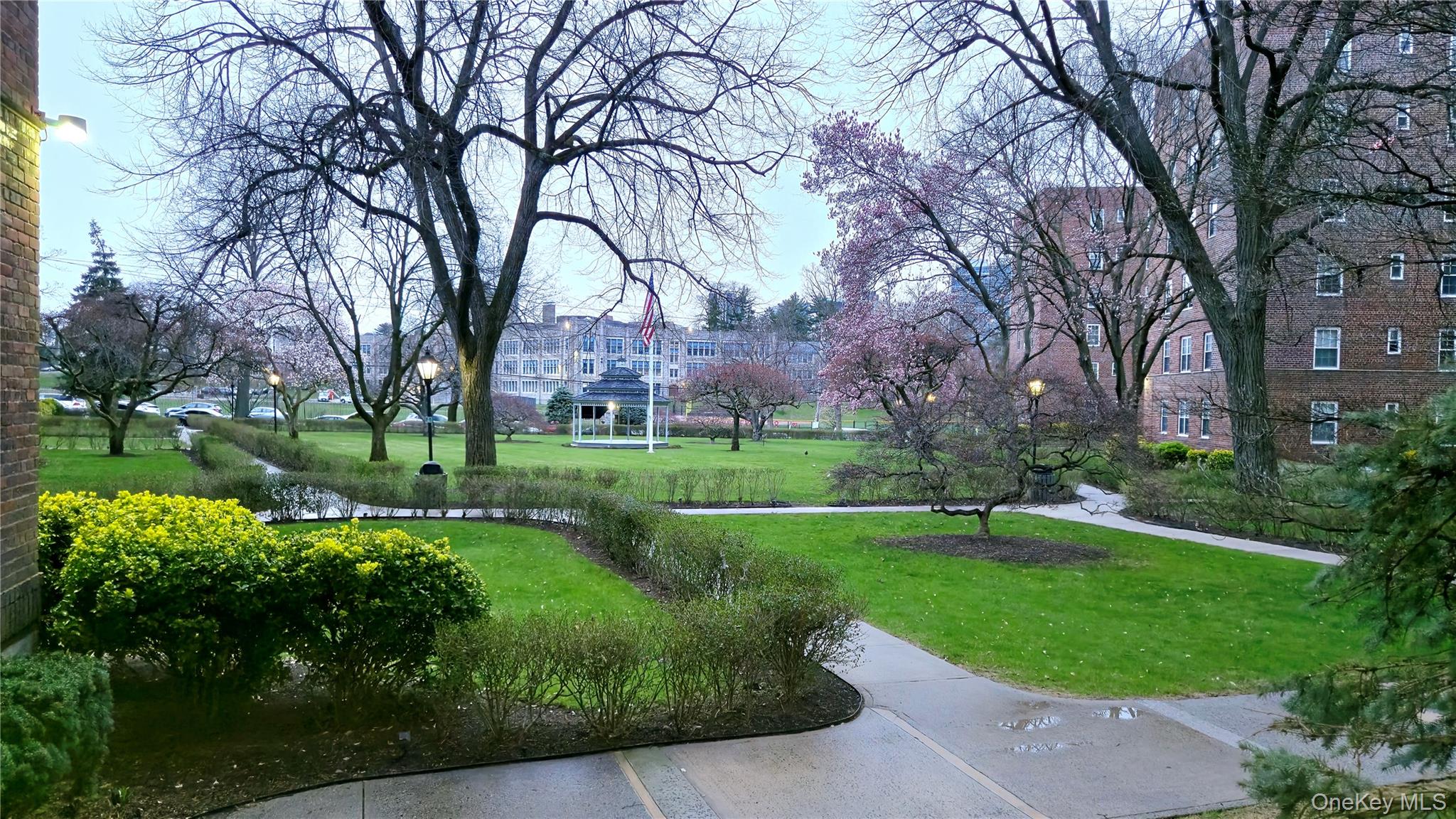 #5 photo, 220 Pelham Road, New Rochelle , NY 10805