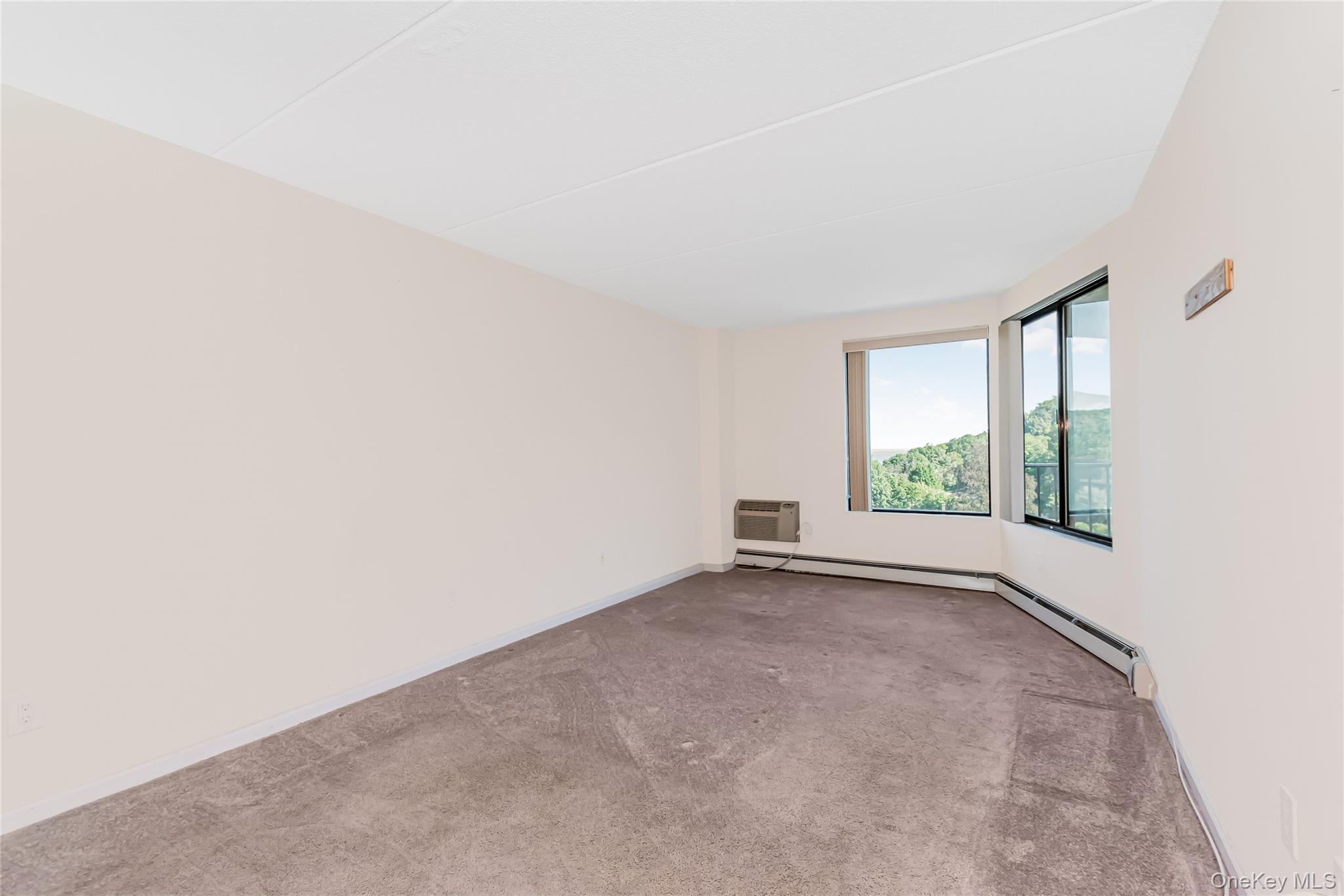 #12 photo, 1155 Warburton Avenue, Yonkers , NY 10701