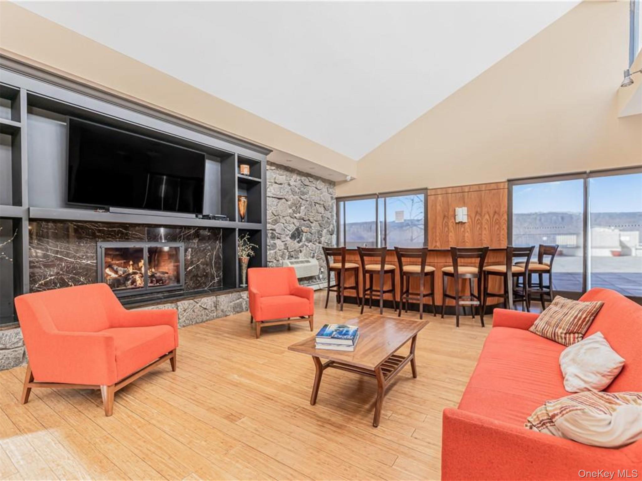 #17 photo, 1155 Warburton Avenue, Yonkers , NY 10701